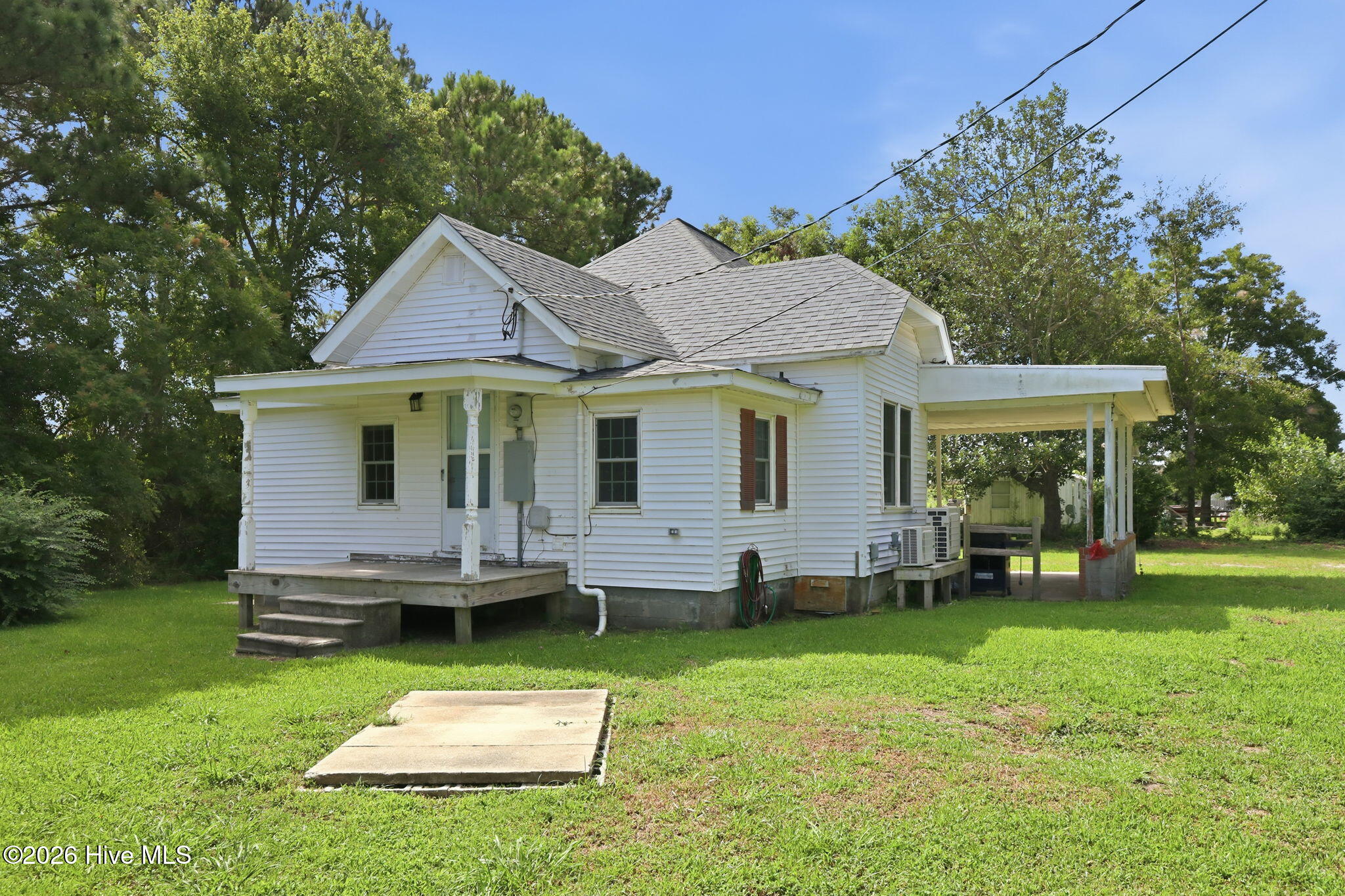 1112 Wilson Avenue Property Photo 5