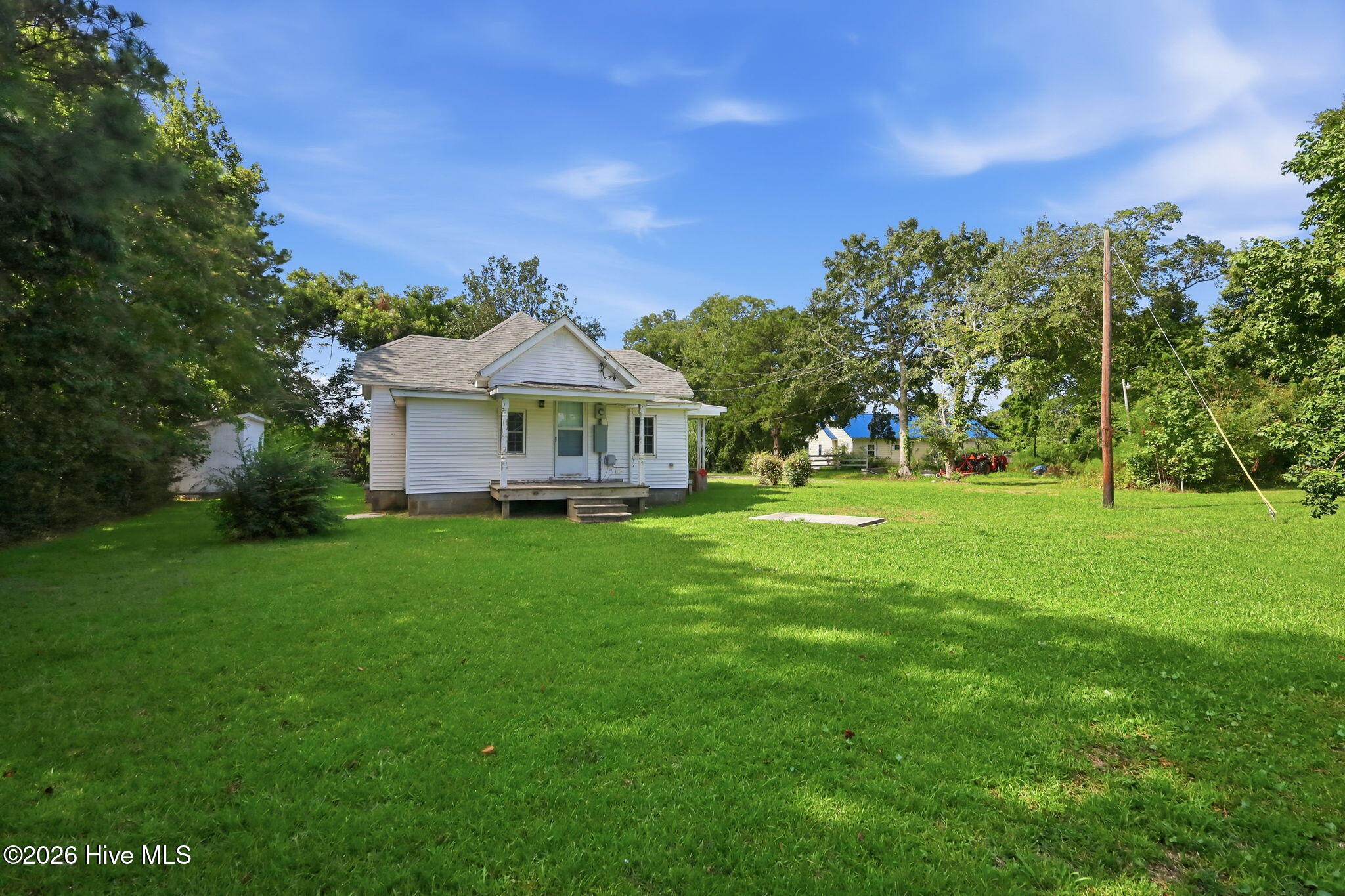 1112 Wilson Avenue Property Photo 8