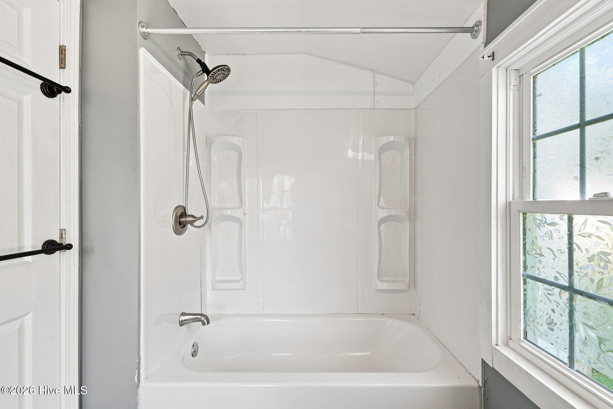 1112 Wilson Avenue Property Photo 12