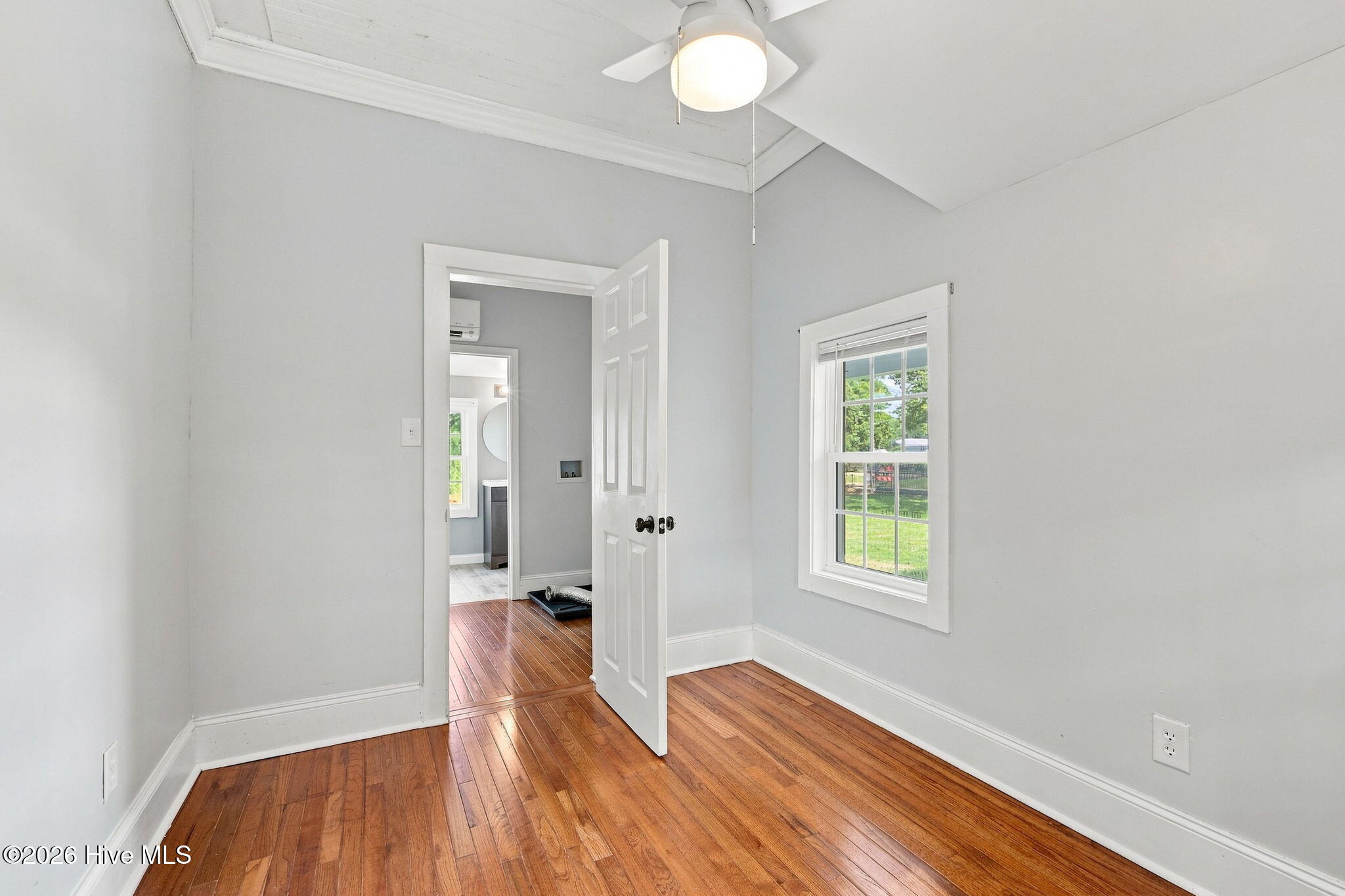 1112 Wilson Avenue Property Photo 15