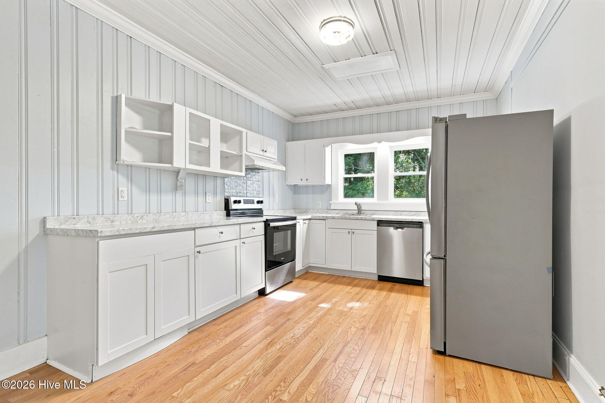 1112 Wilson Avenue Property Photo 18
