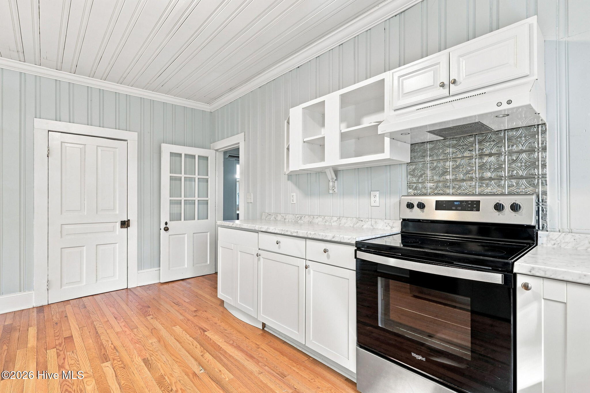 1112 Wilson Avenue Property Photo 21