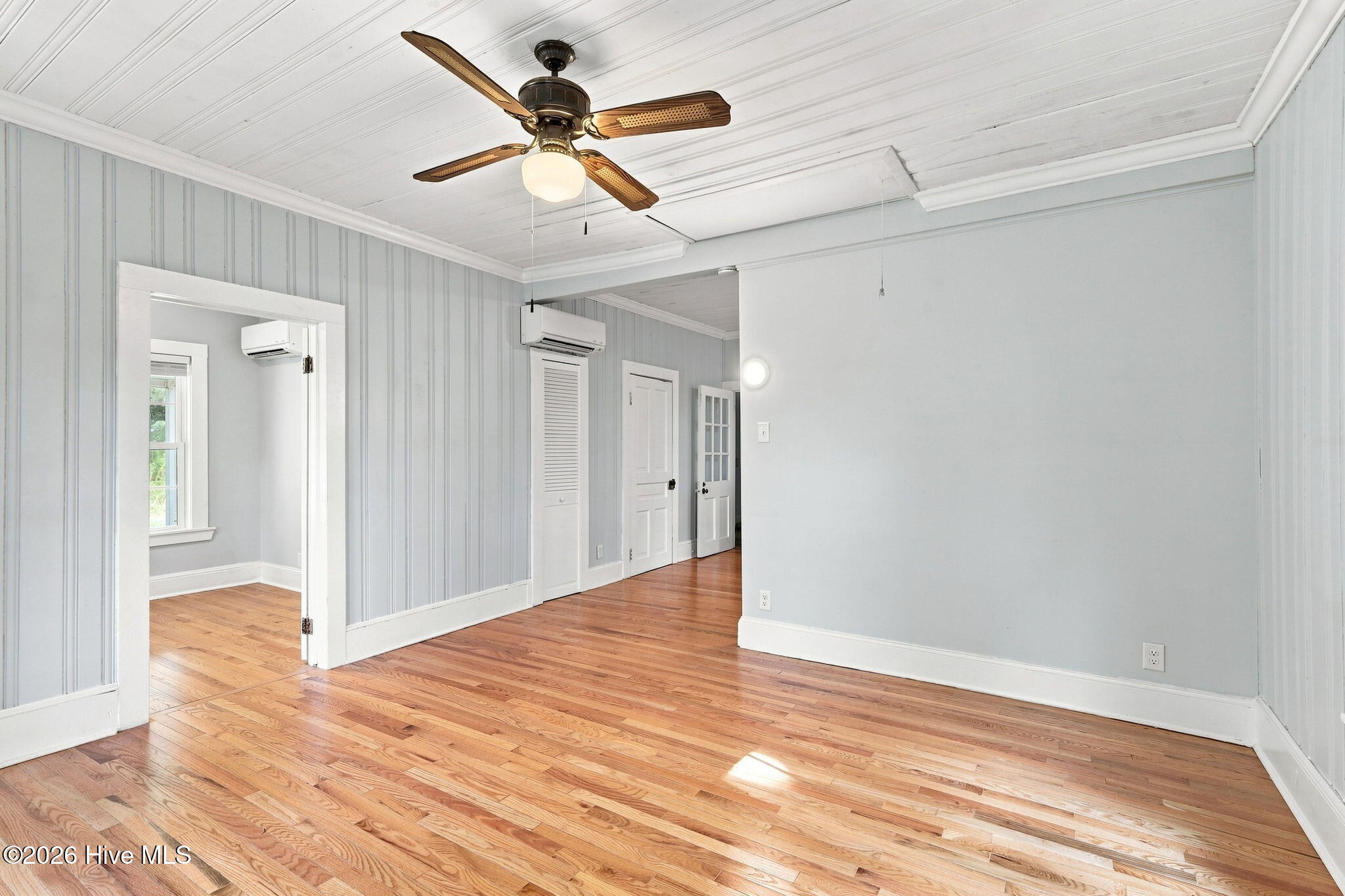 1112 Wilson Avenue Property Photo 24