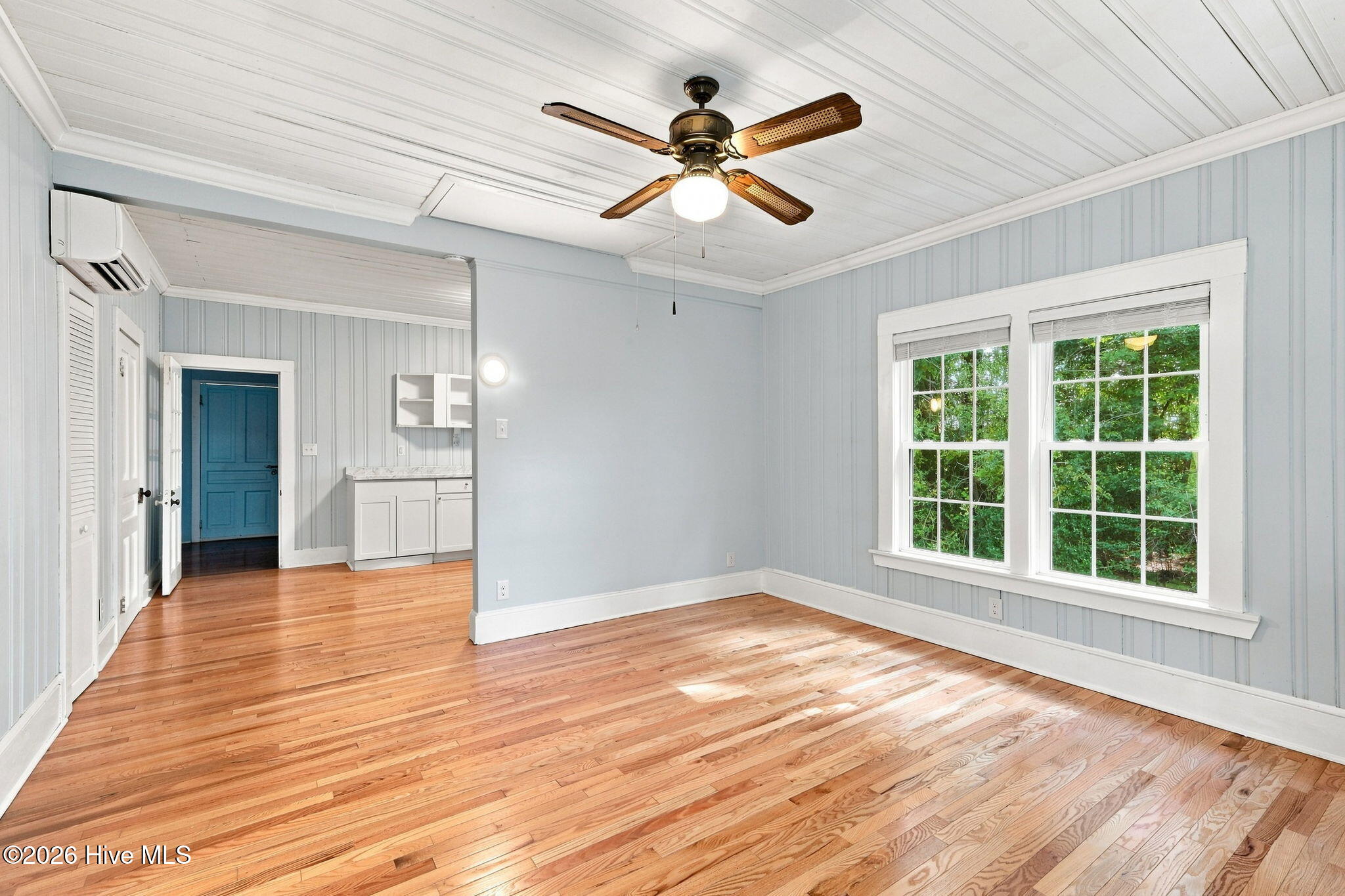 1112 Wilson Avenue Property Photo 25
