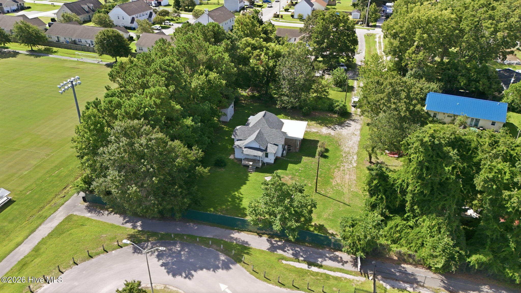 1112 Wilson Avenue Property Photo 32