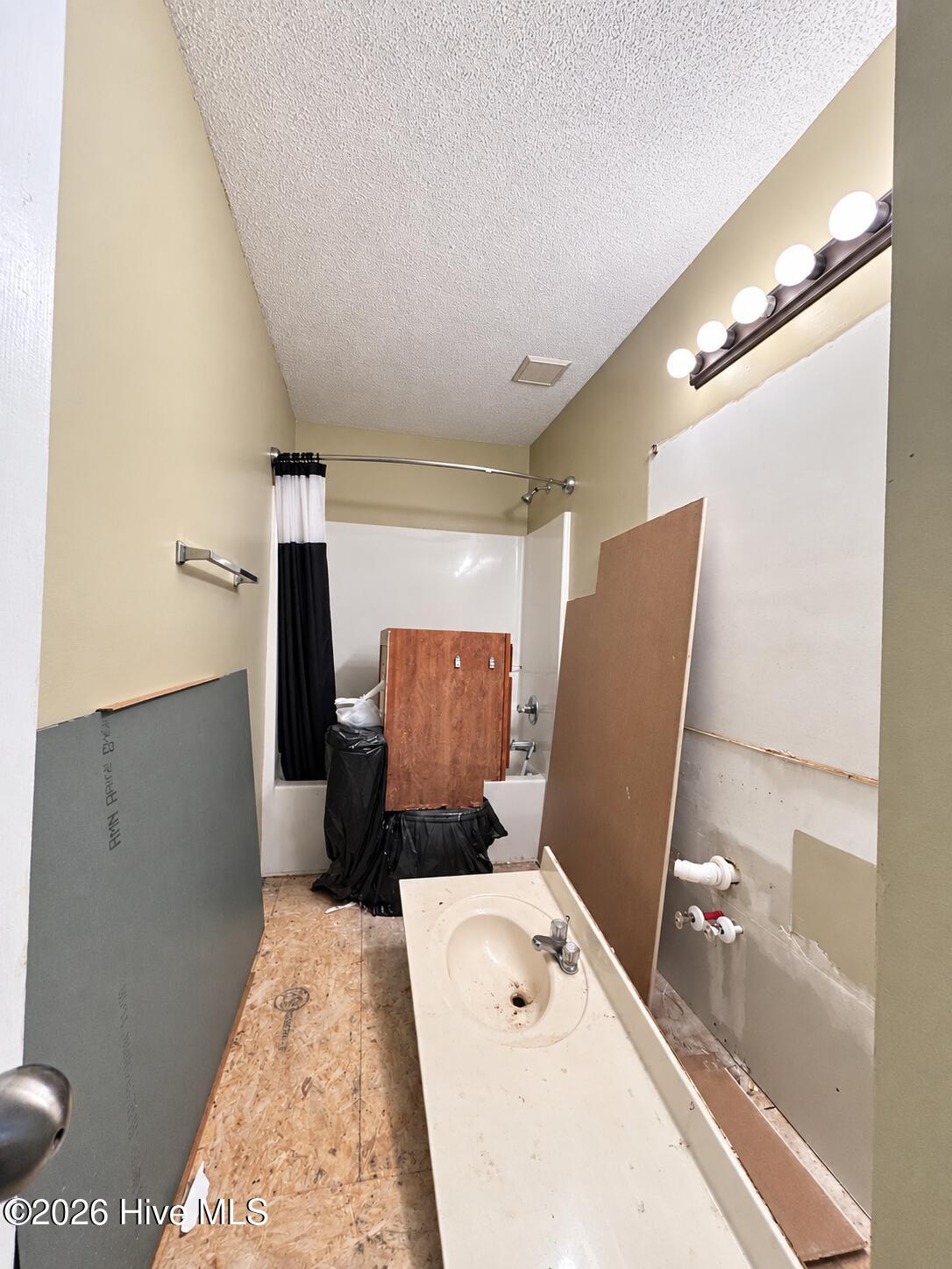 6044 Ricker Road Property Photo 14