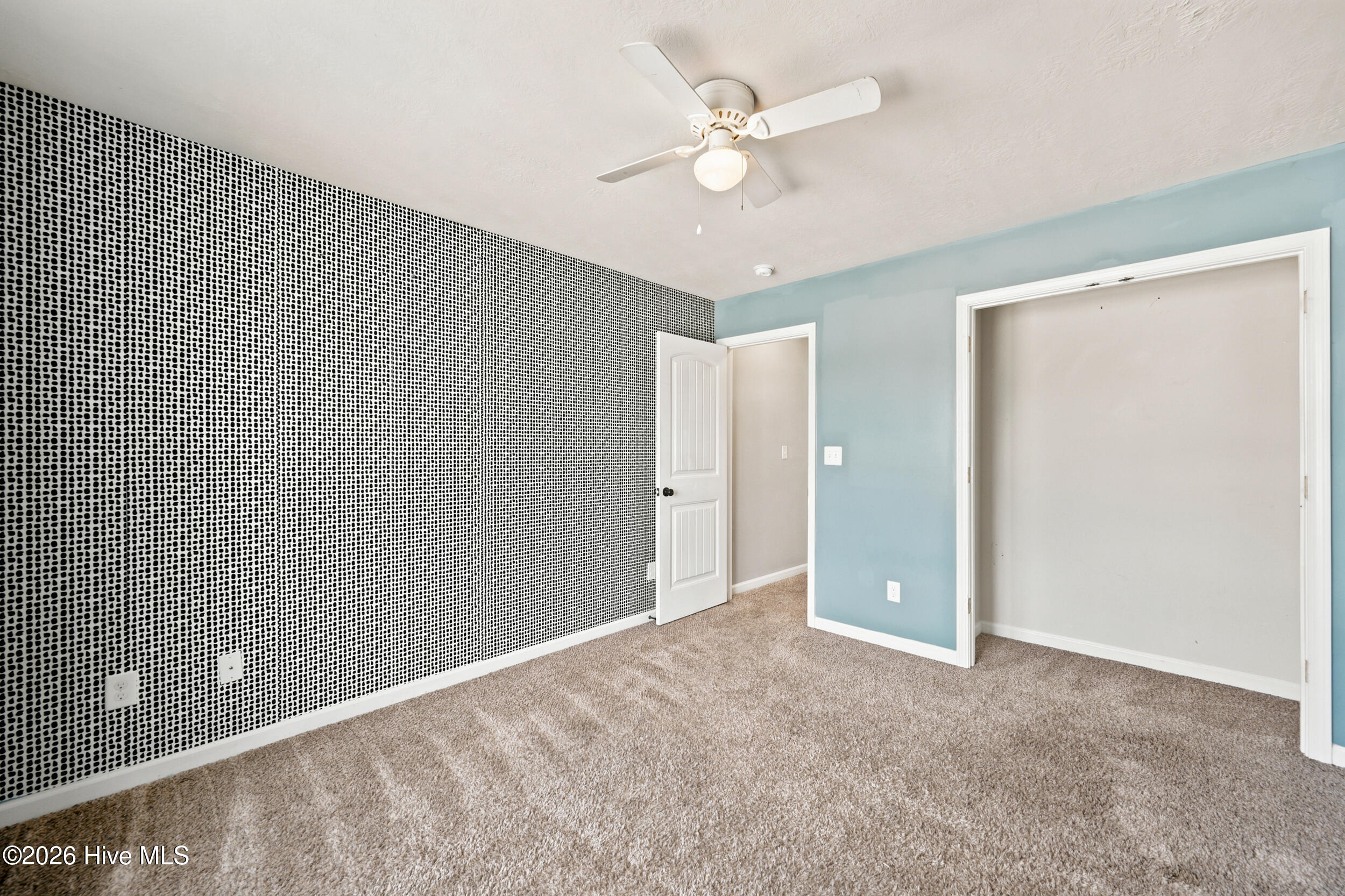 647 Fox Haven Drive Property Photo 7