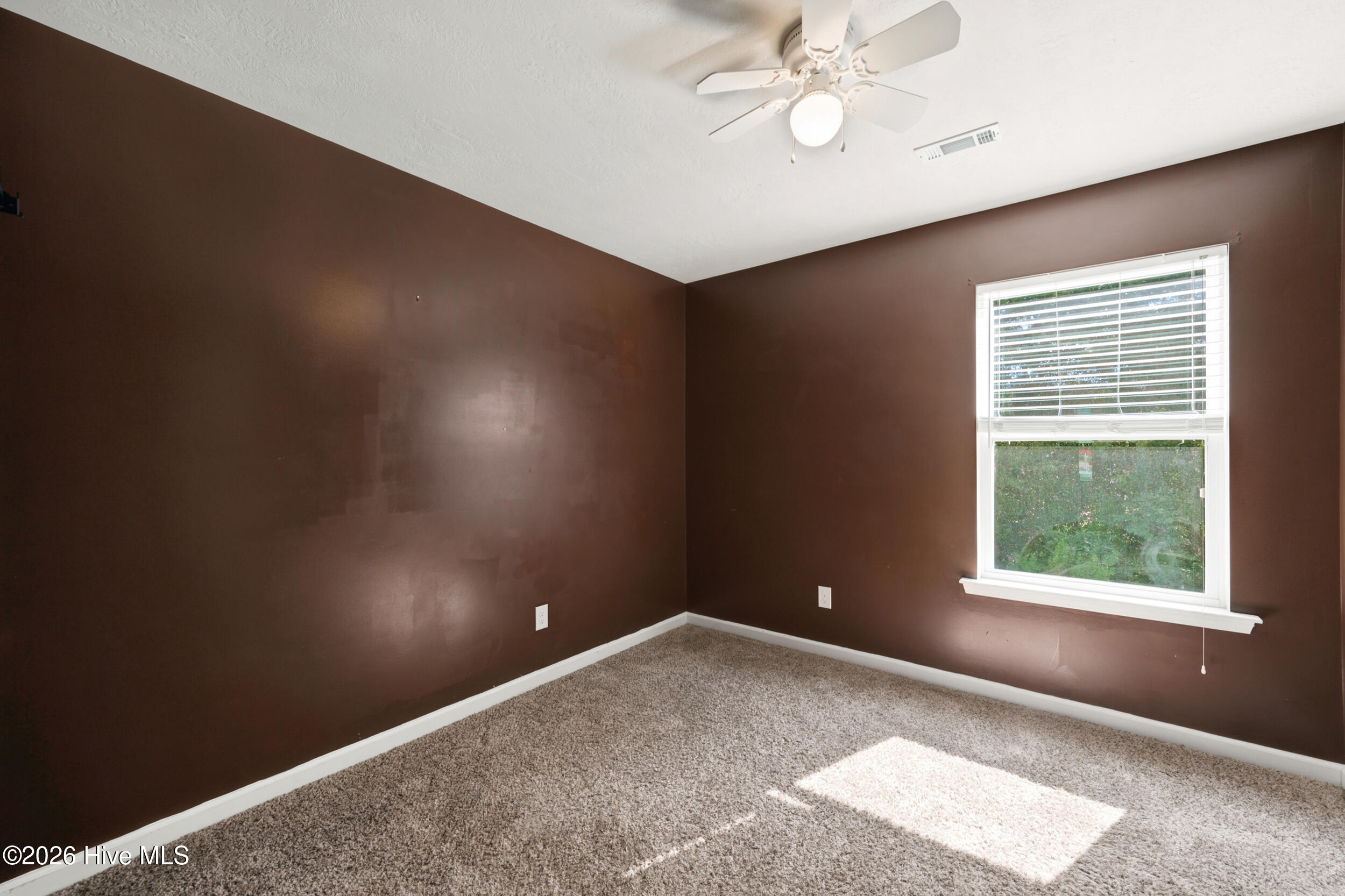 647 Fox Haven Drive Property Photo 25