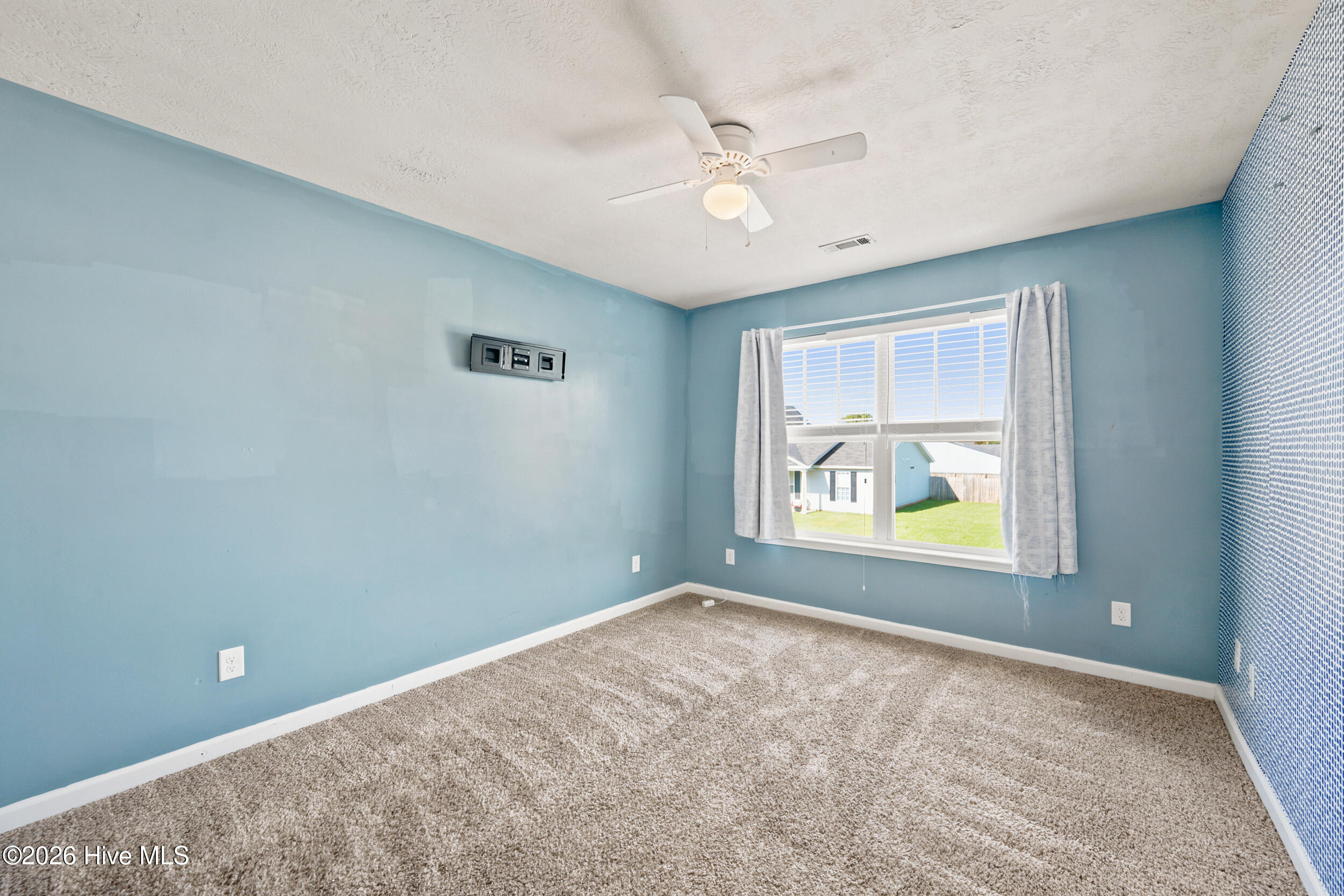647 Fox Haven Drive Property Photo 28
