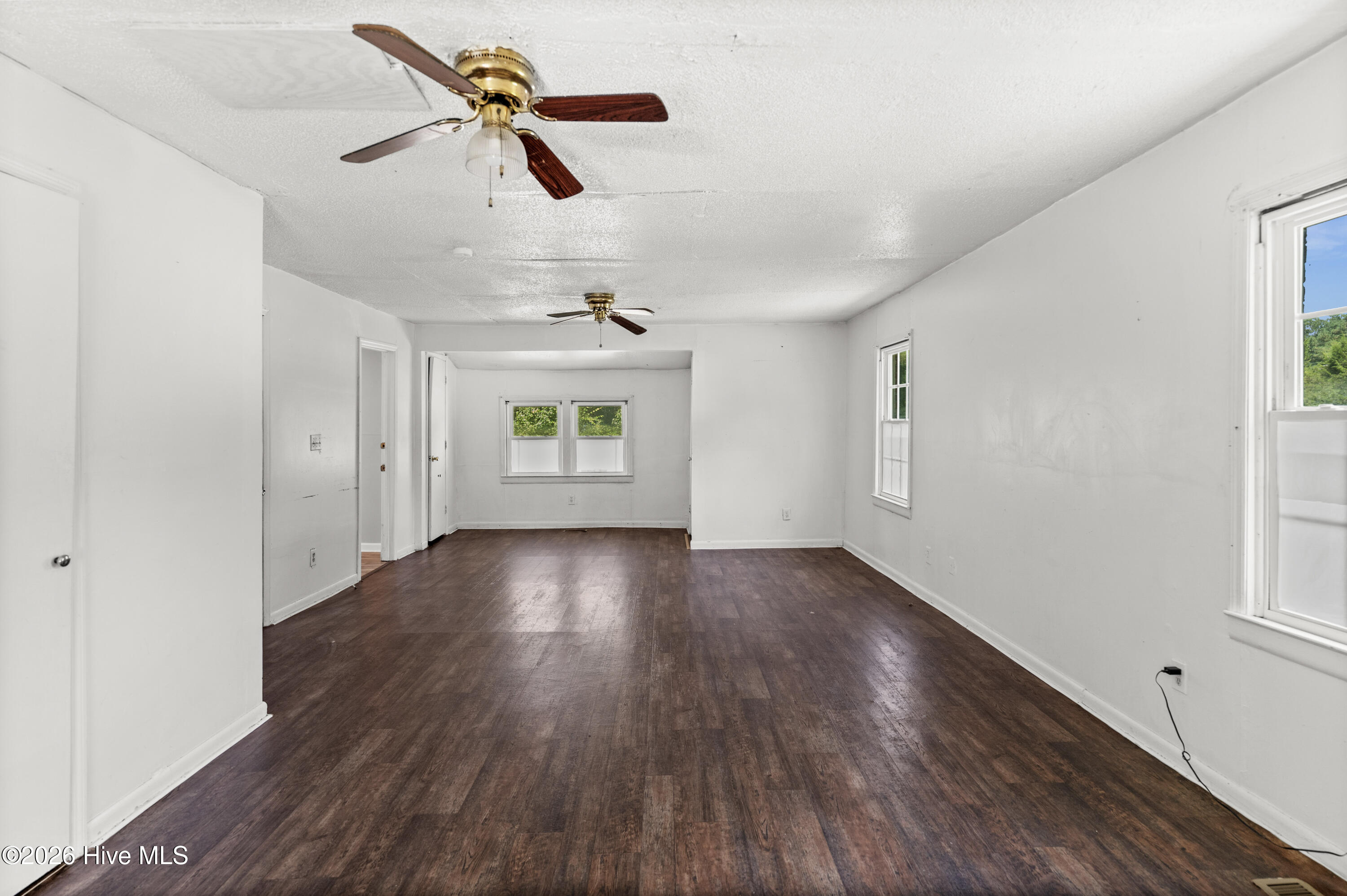 204 Julia Street Property Photo 8