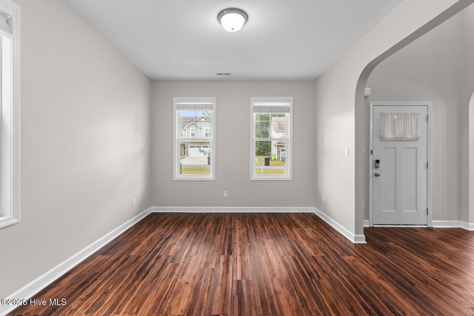 202 Seneca Court Property Photo 7