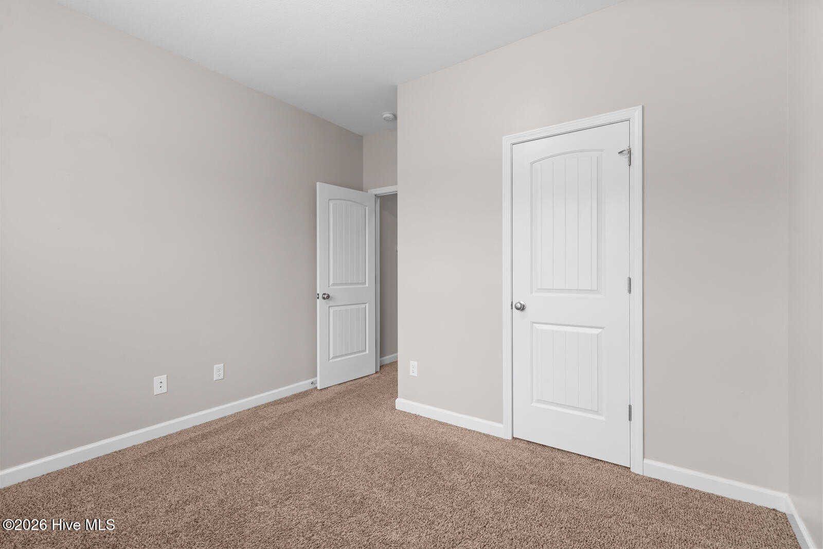 202 Seneca Court Property Photo 28