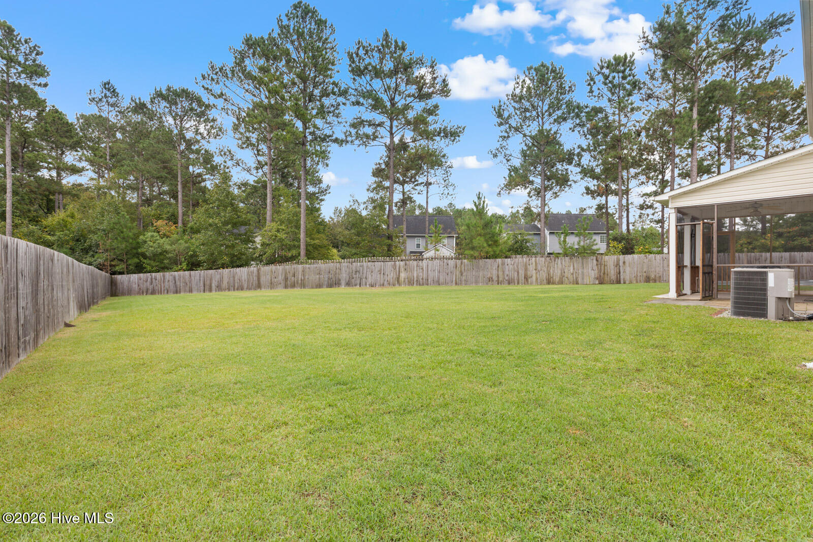 202 Seneca Court Property Photo 35