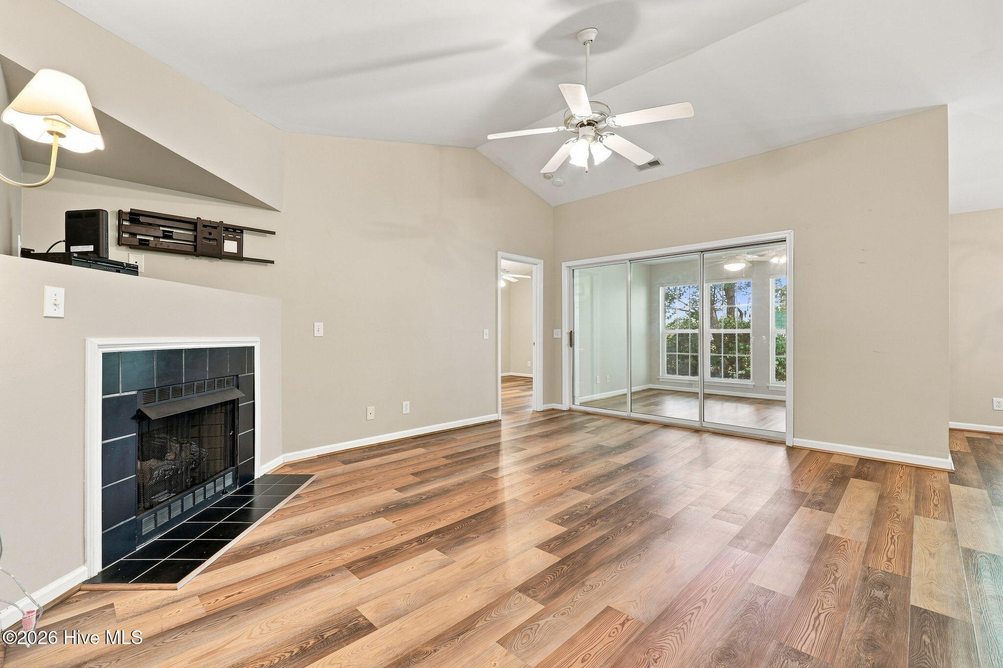2209 Locksley Woods Drive G Property Photo 8