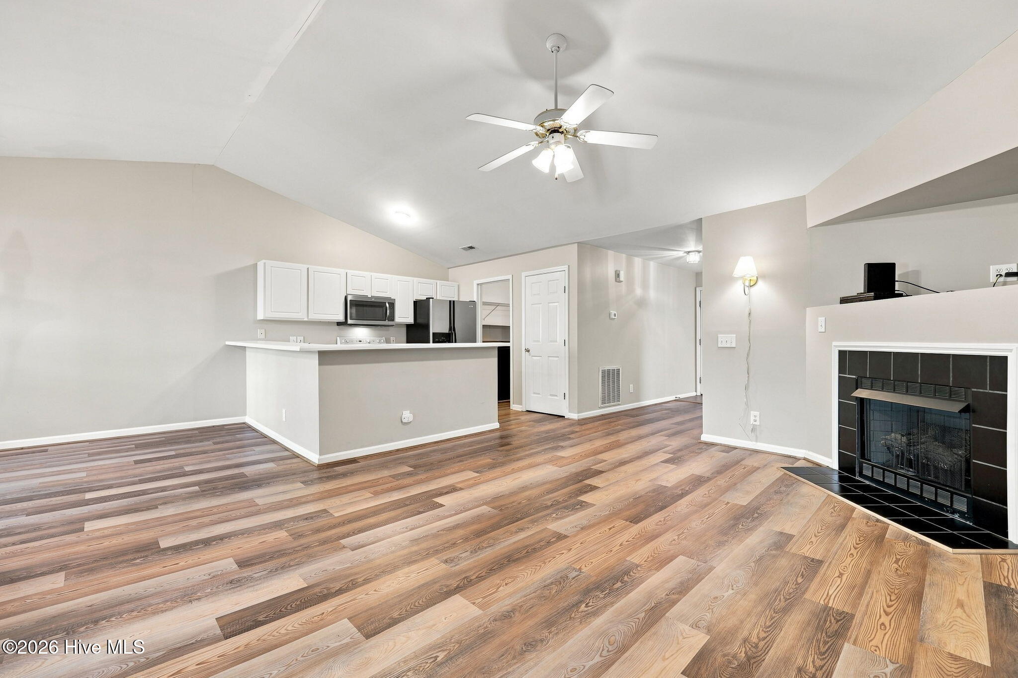 2209 Locksley Woods Drive G Property Photo 10