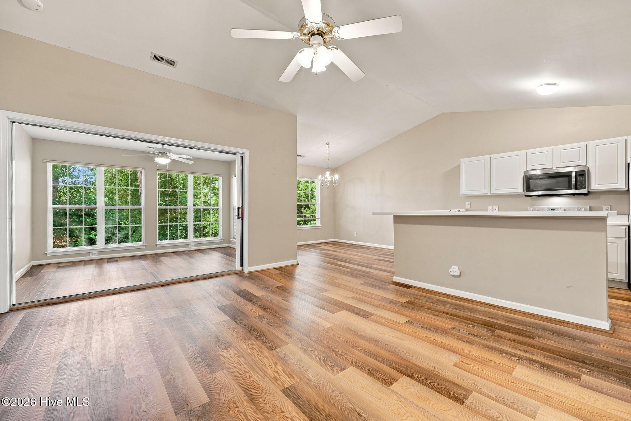 2209 Locksley Woods Drive G Property Photo 11