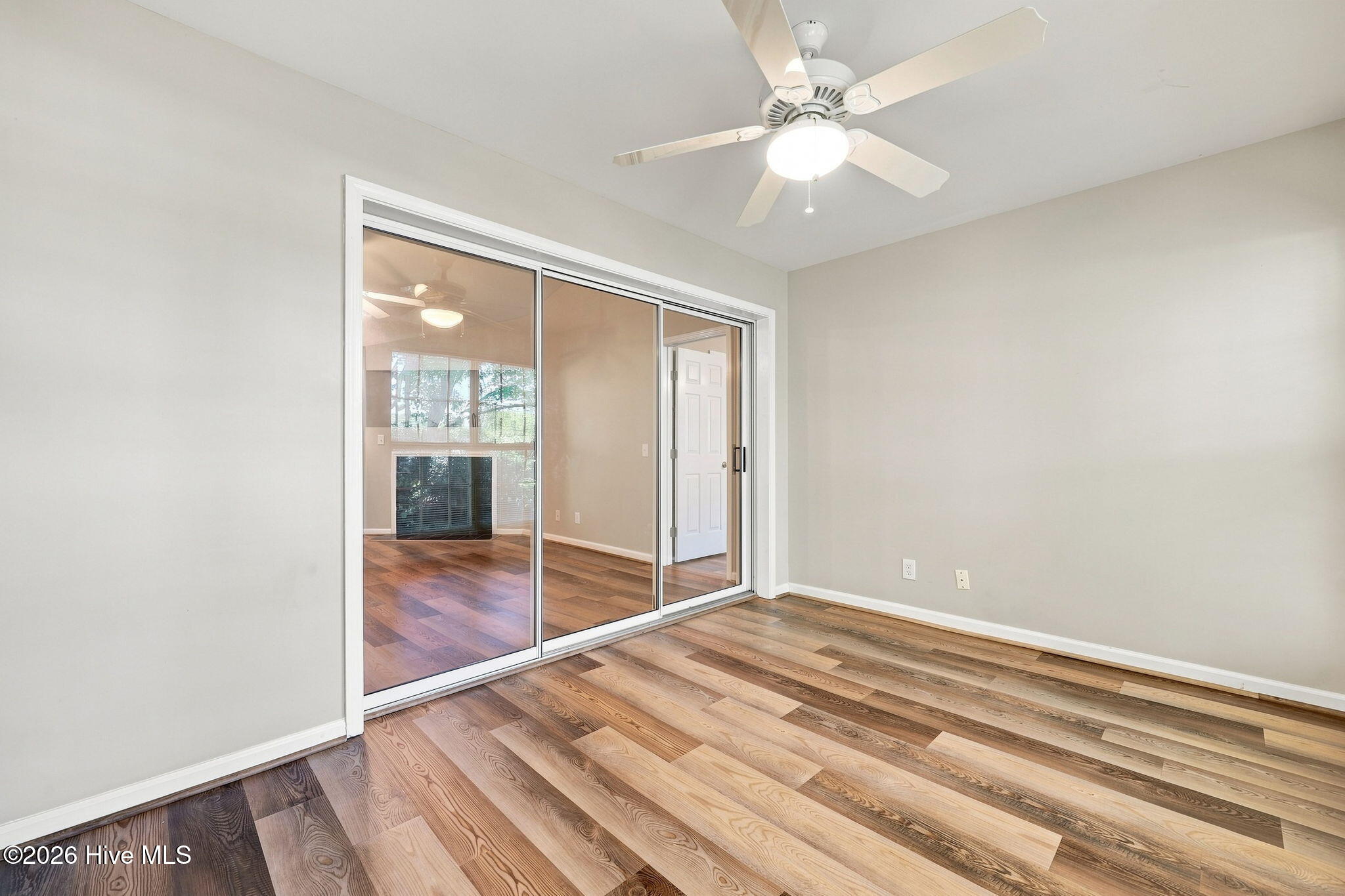2209 Locksley Woods Drive G Property Photo 14