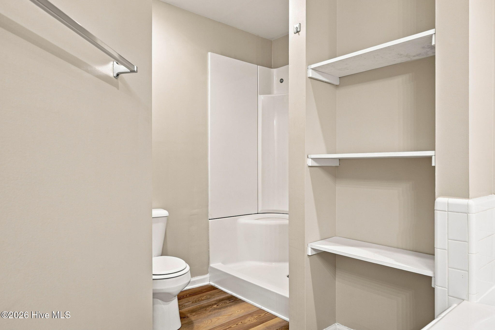 2209 Locksley Woods Drive G Property Photo 30