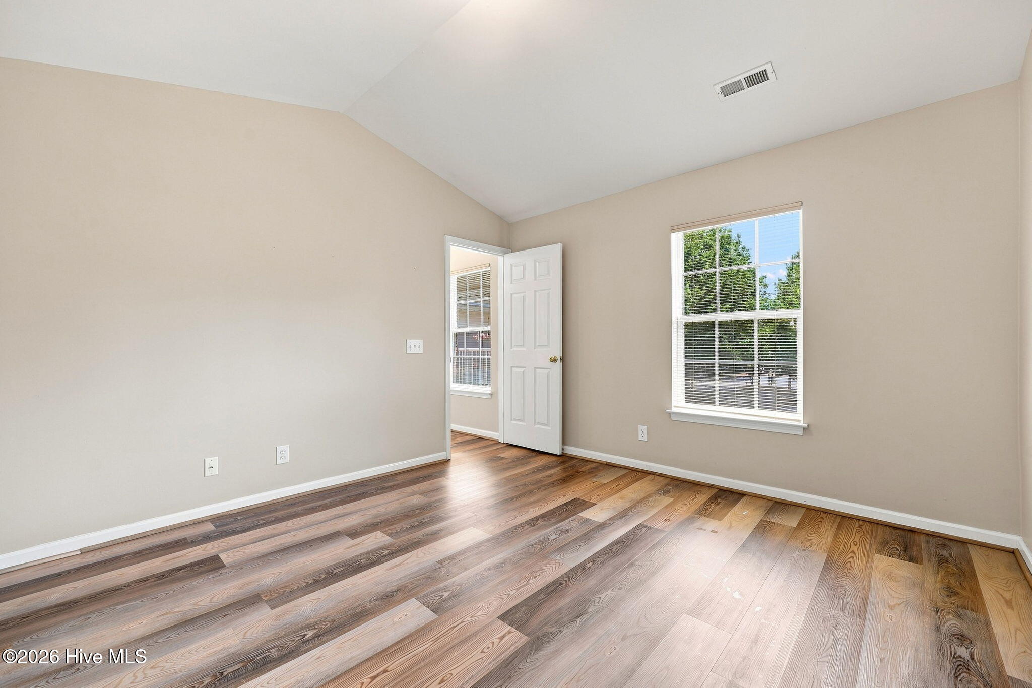2209 Locksley Woods Drive G Property Photo 34