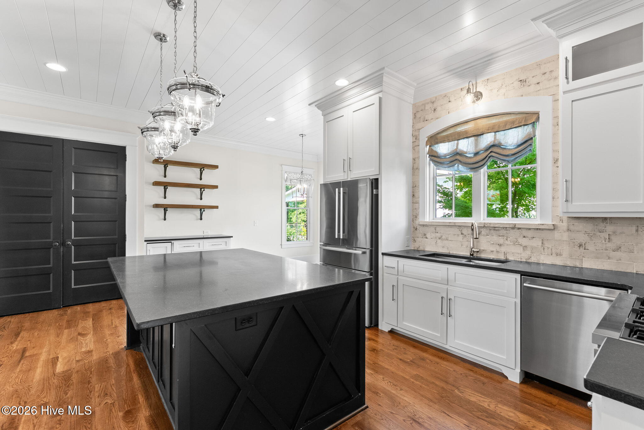 5068 Grande Park Property Photo 7
