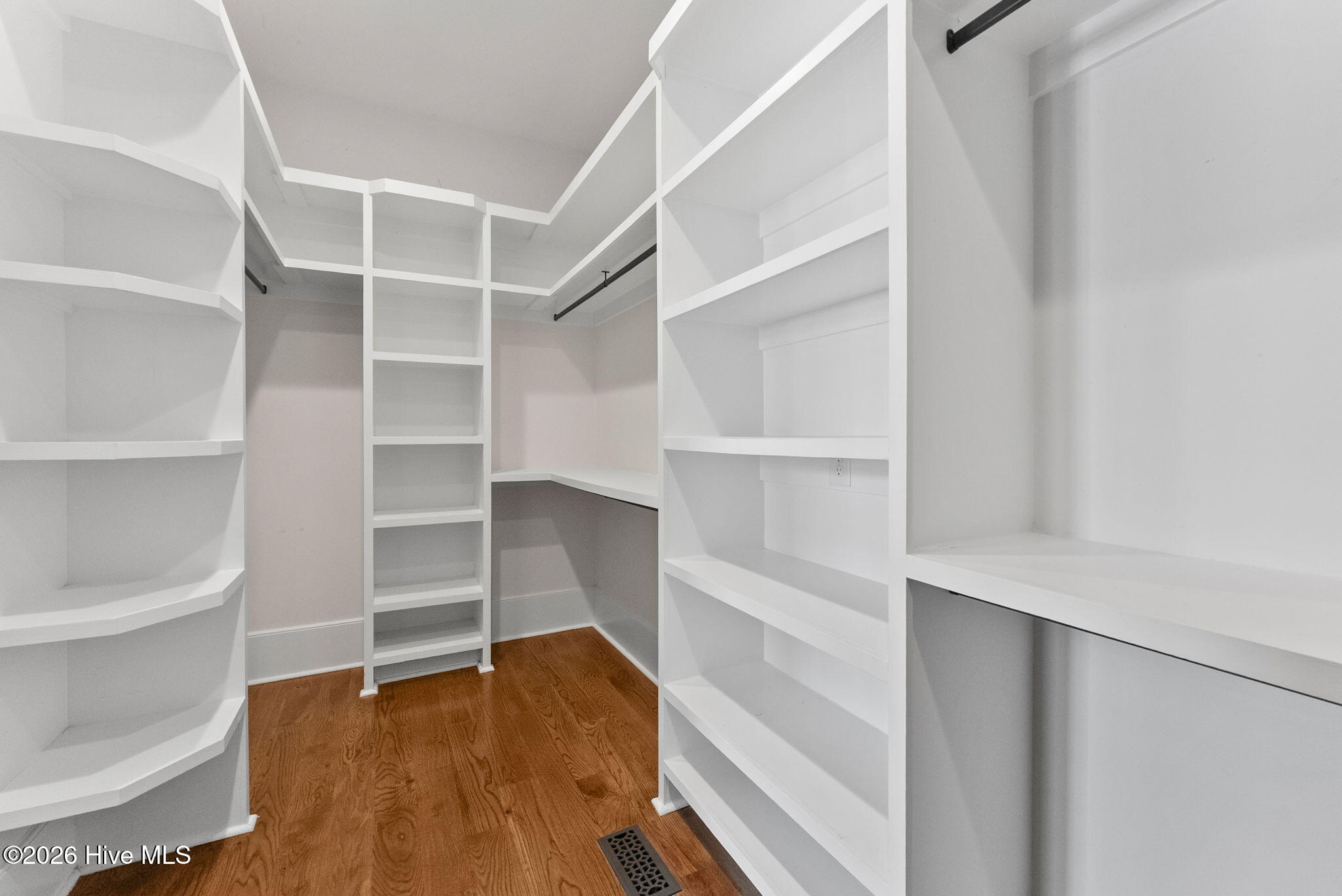 5068 Grande Park Property Photo 27