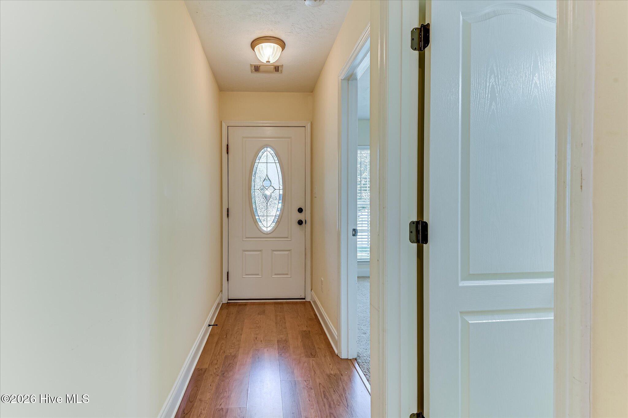 826 Bryan Circle Property Photo 6