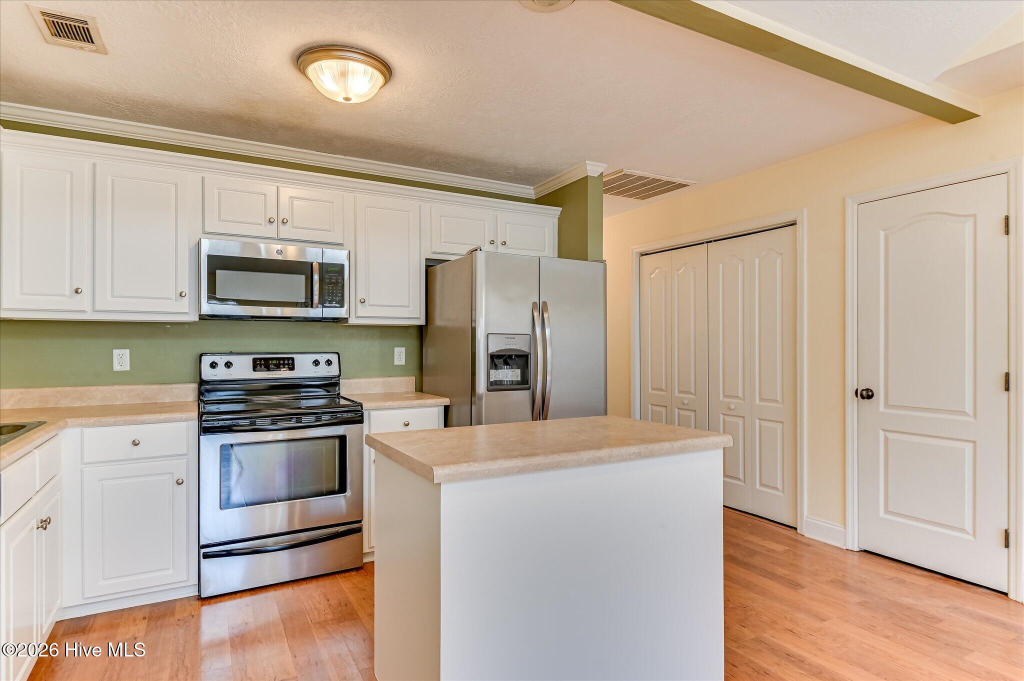 826 Bryan Circle Property Photo 13