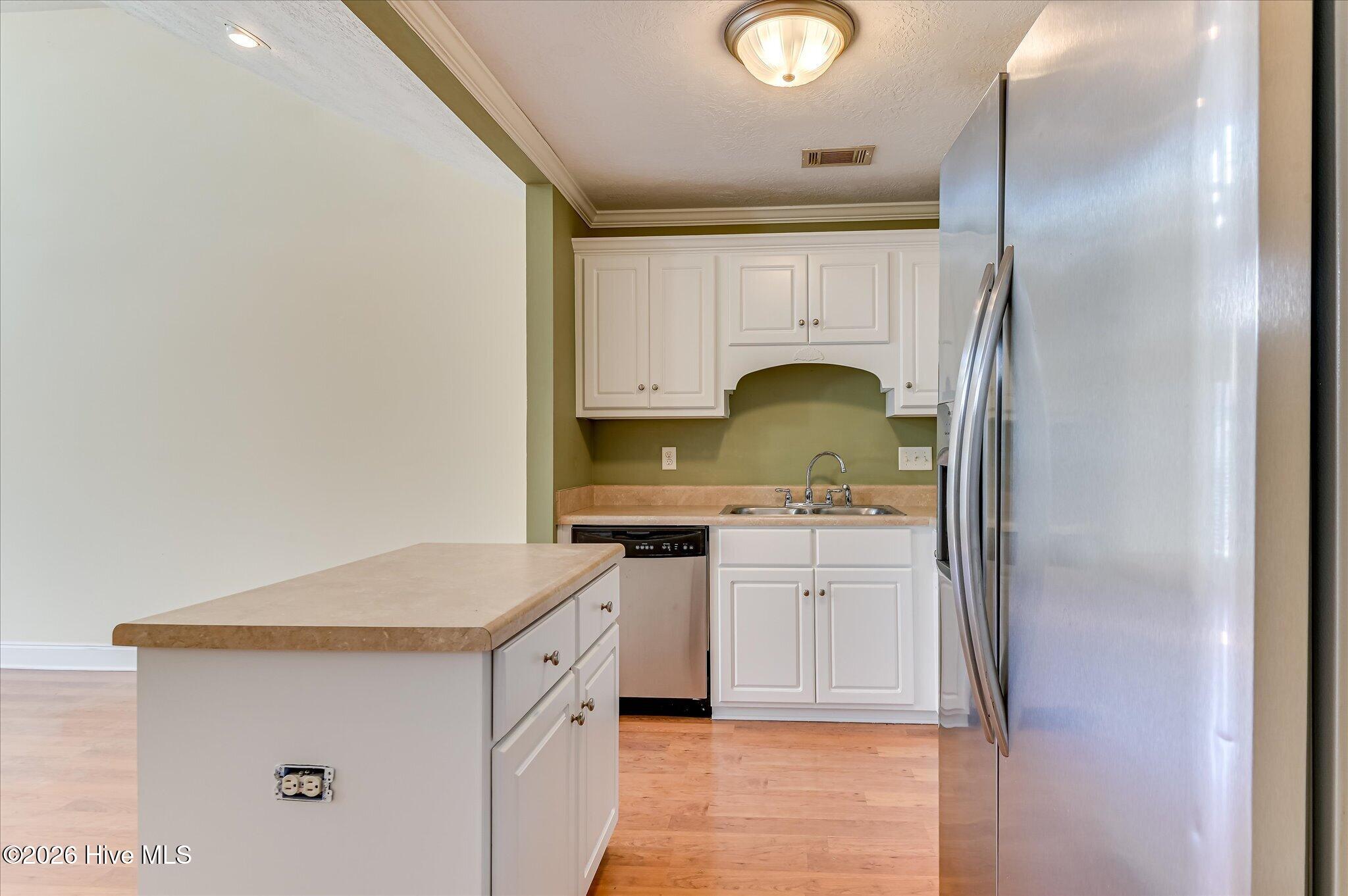 826 Bryan Circle Property Photo 14