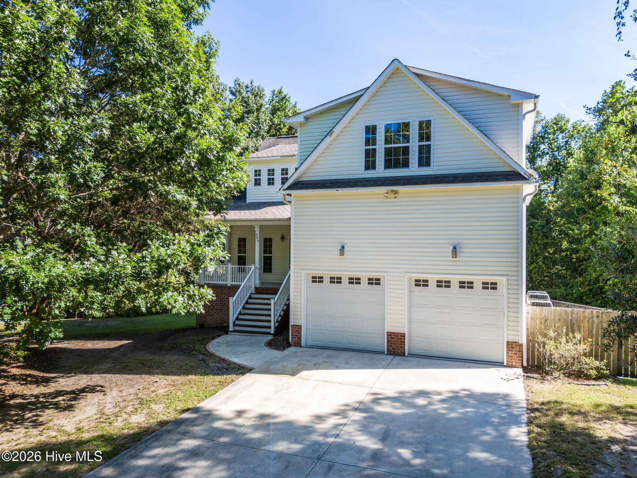 305 Hickory Lane