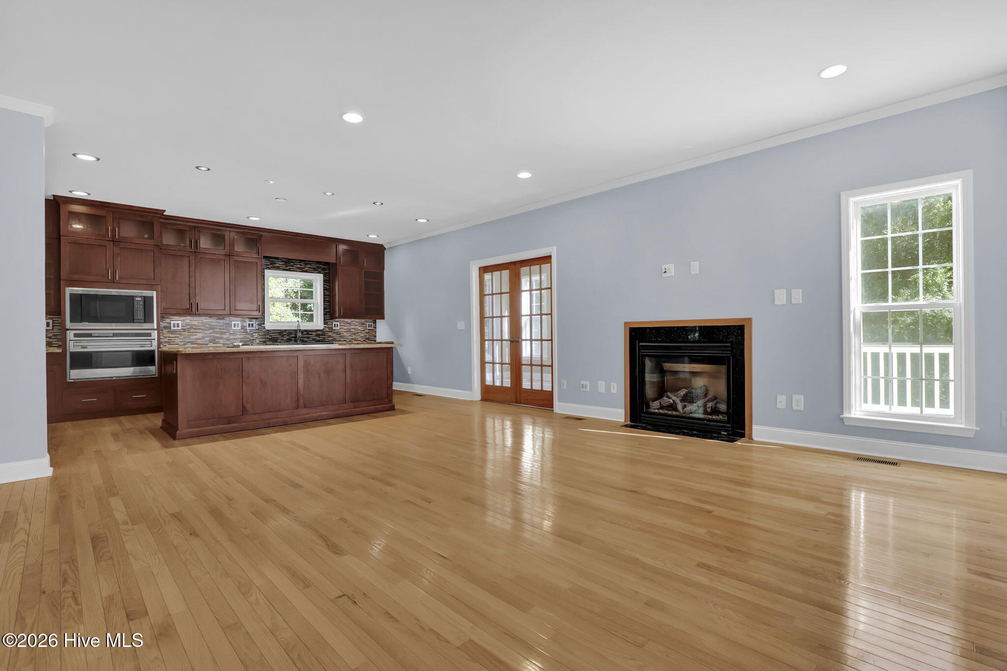 305 Hickory Lane Property Photo 13