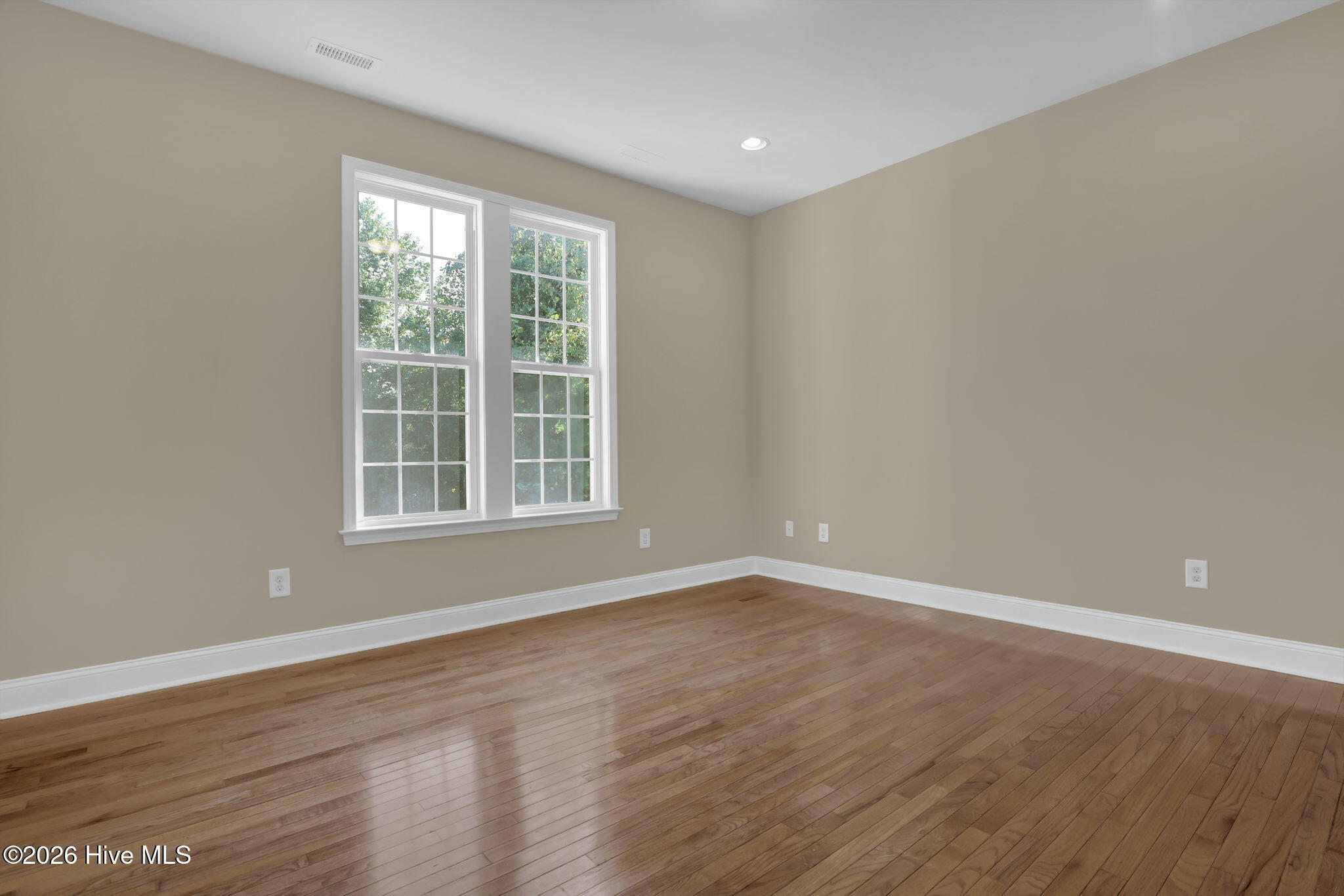 305 Hickory Lane Property Photo 32