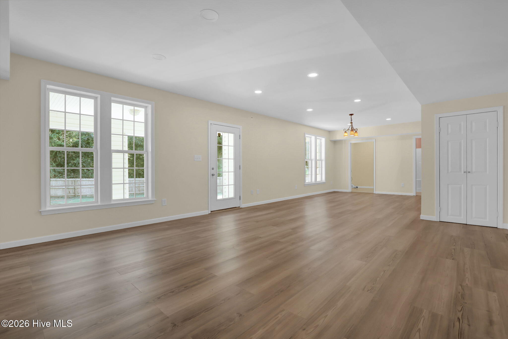 305 Hickory Lane Property Photo 40
