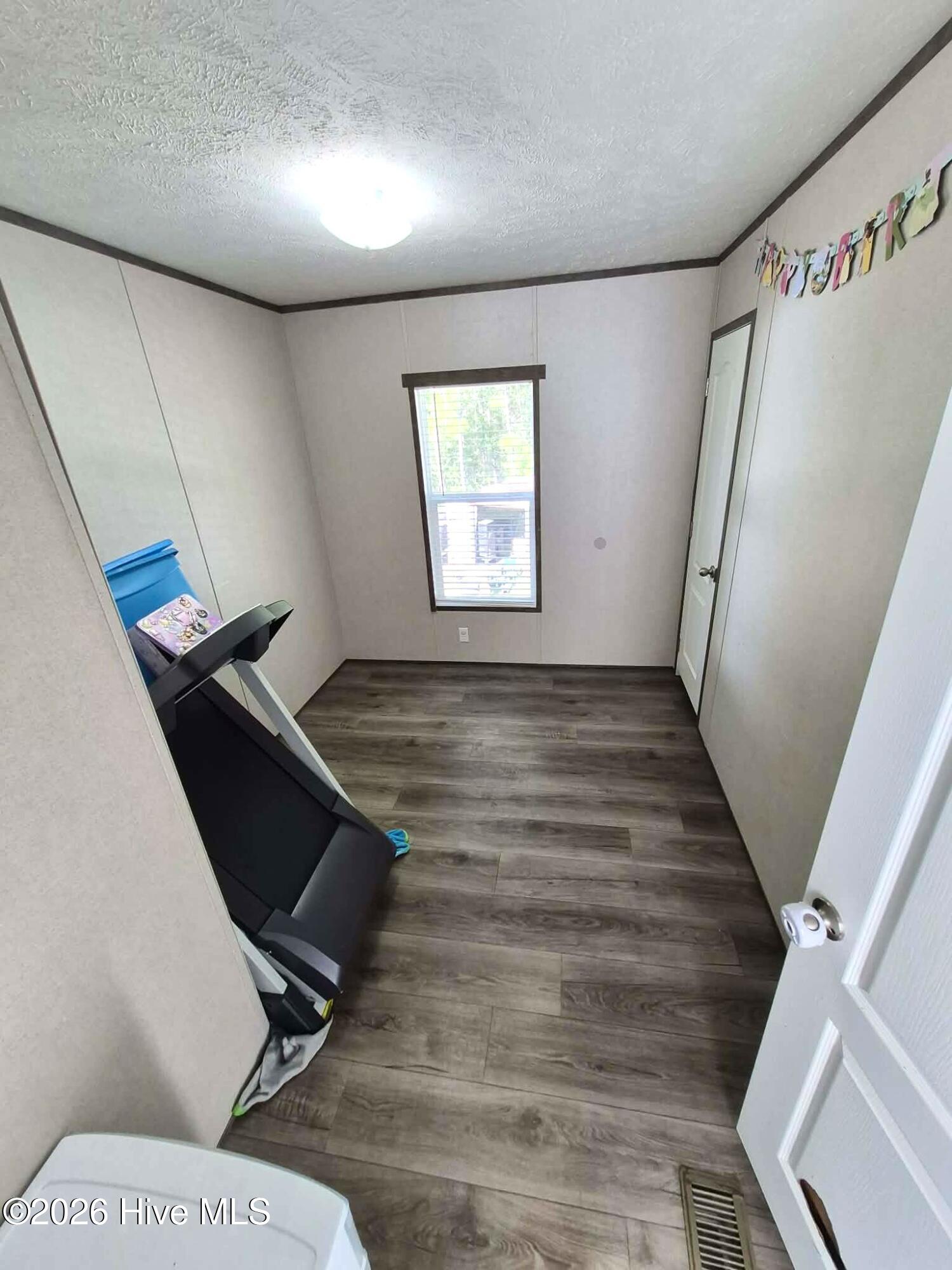7190 Canetuck Road Property Photo 7