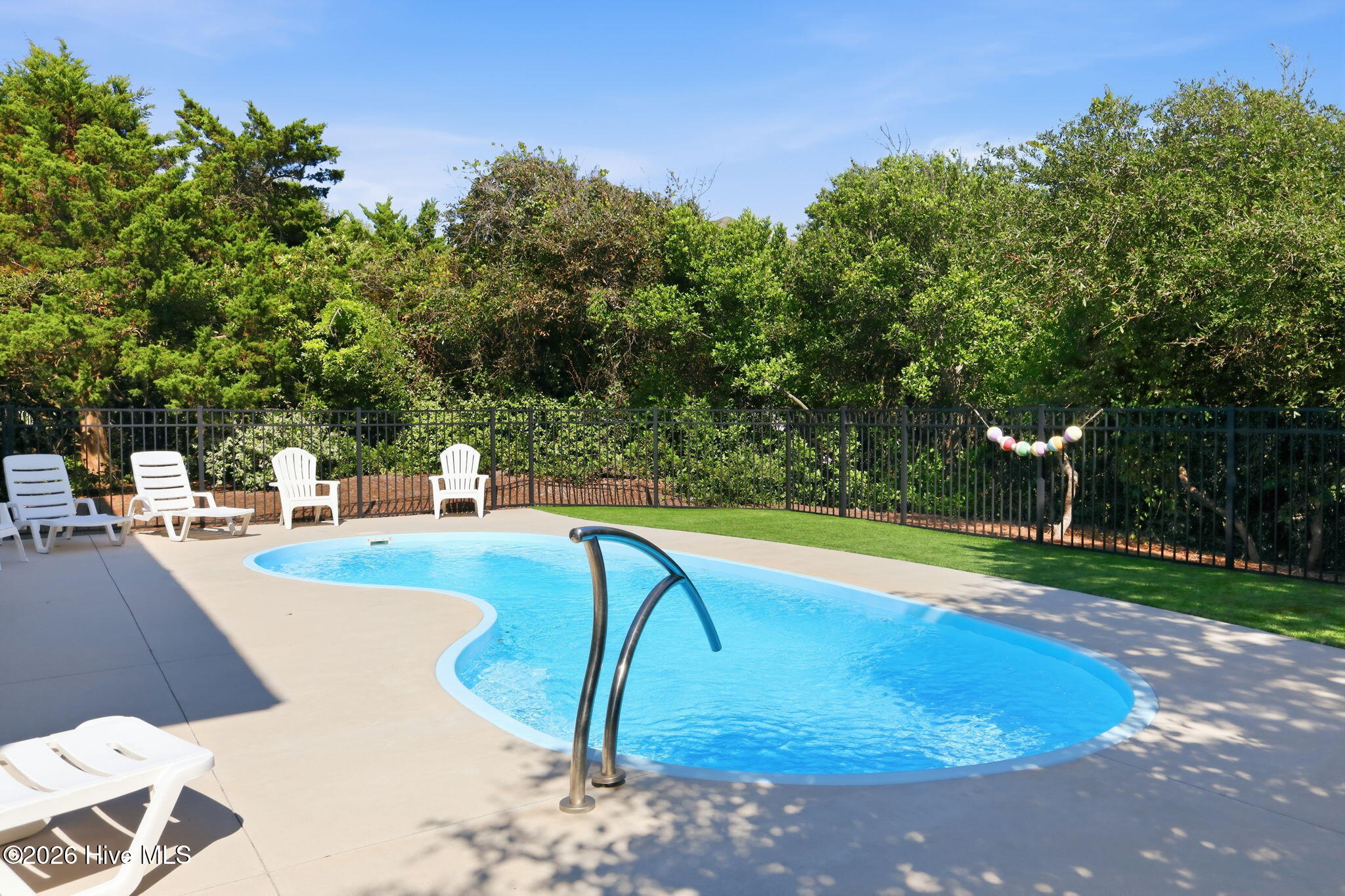 102 Alex Court Property Photo 4