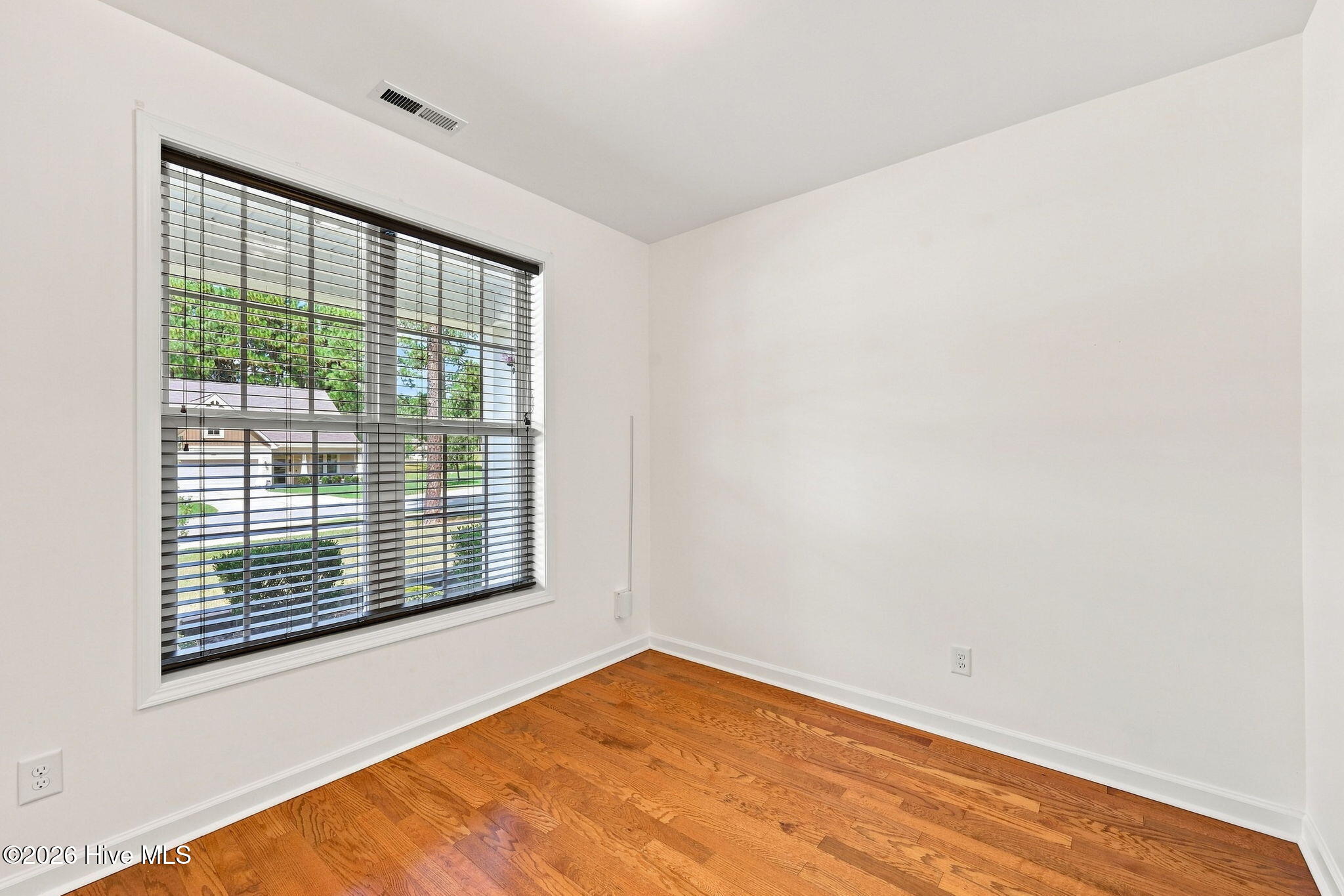 1105 Whitney Drive Property Photo 10