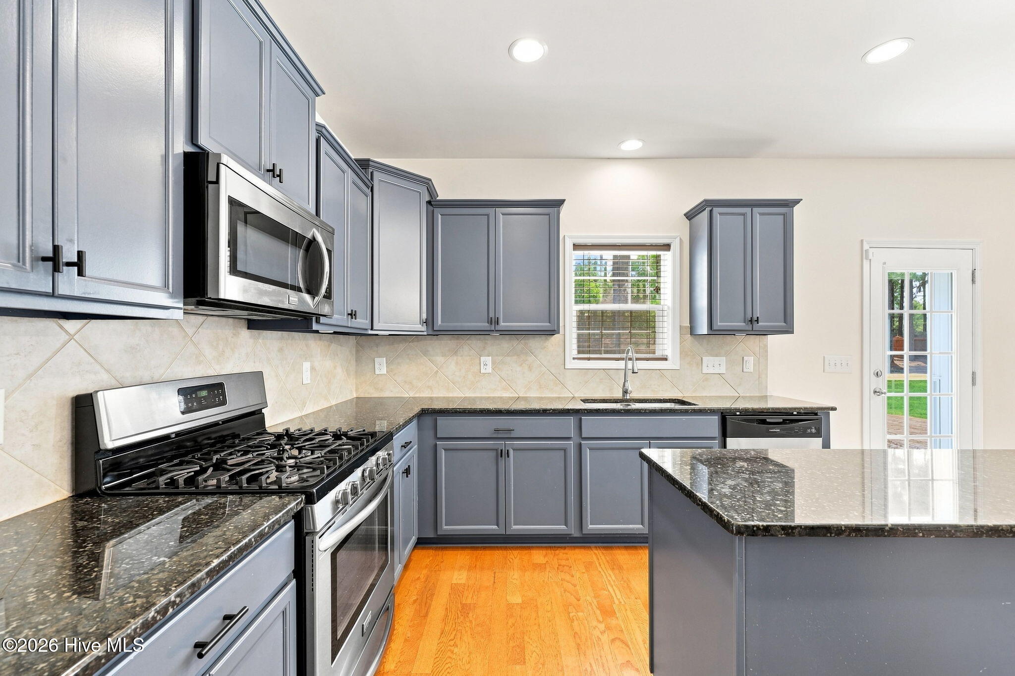 1105 Whitney Drive Property Photo 15