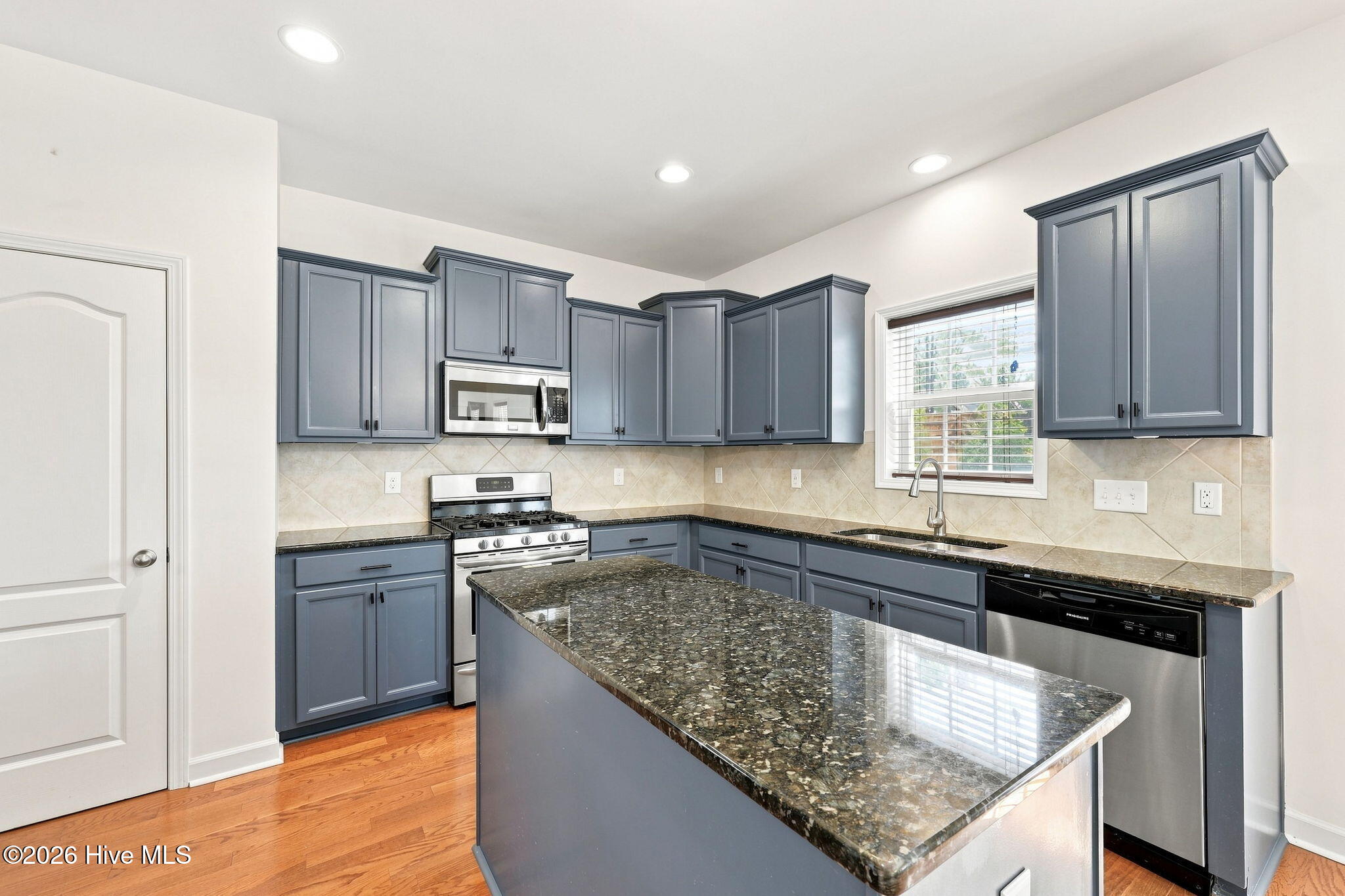 1105 Whitney Drive Property Photo 16
