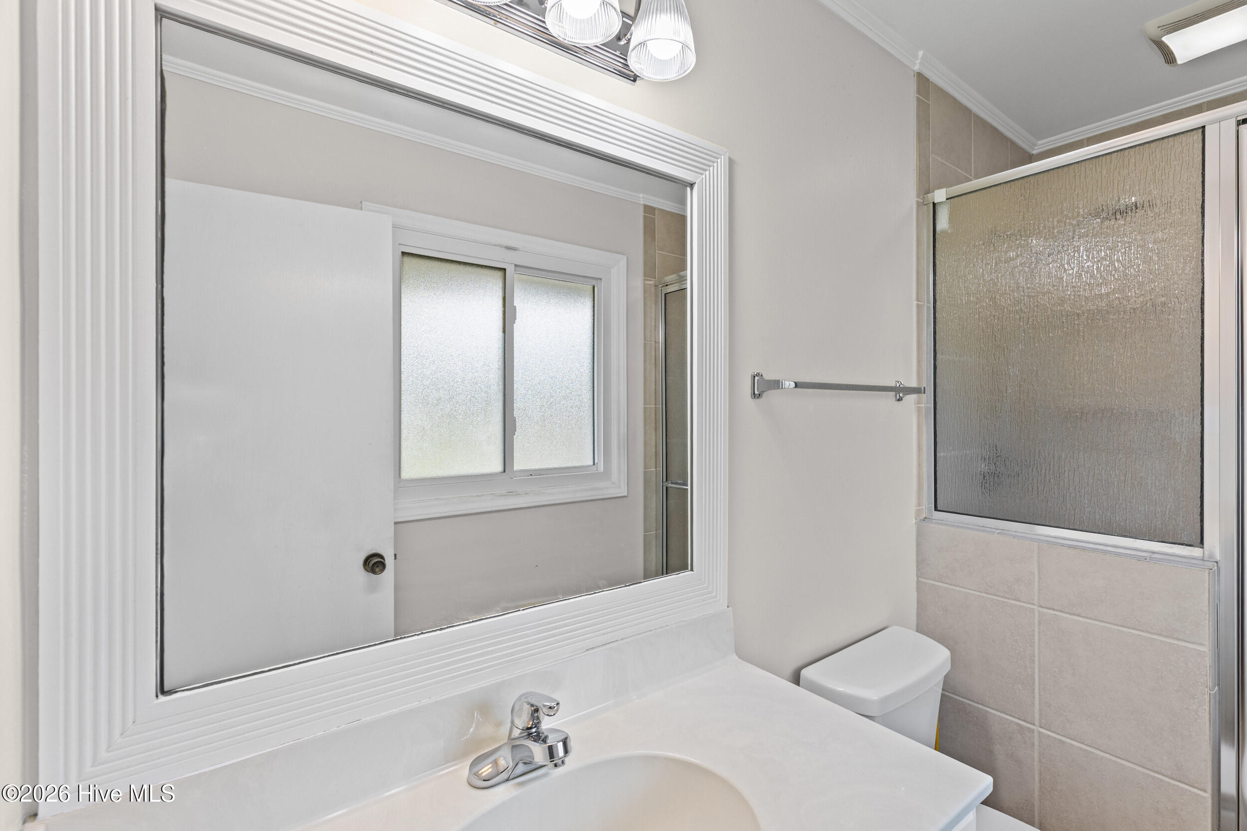 306 E Wynngate Drive Property Photo 18