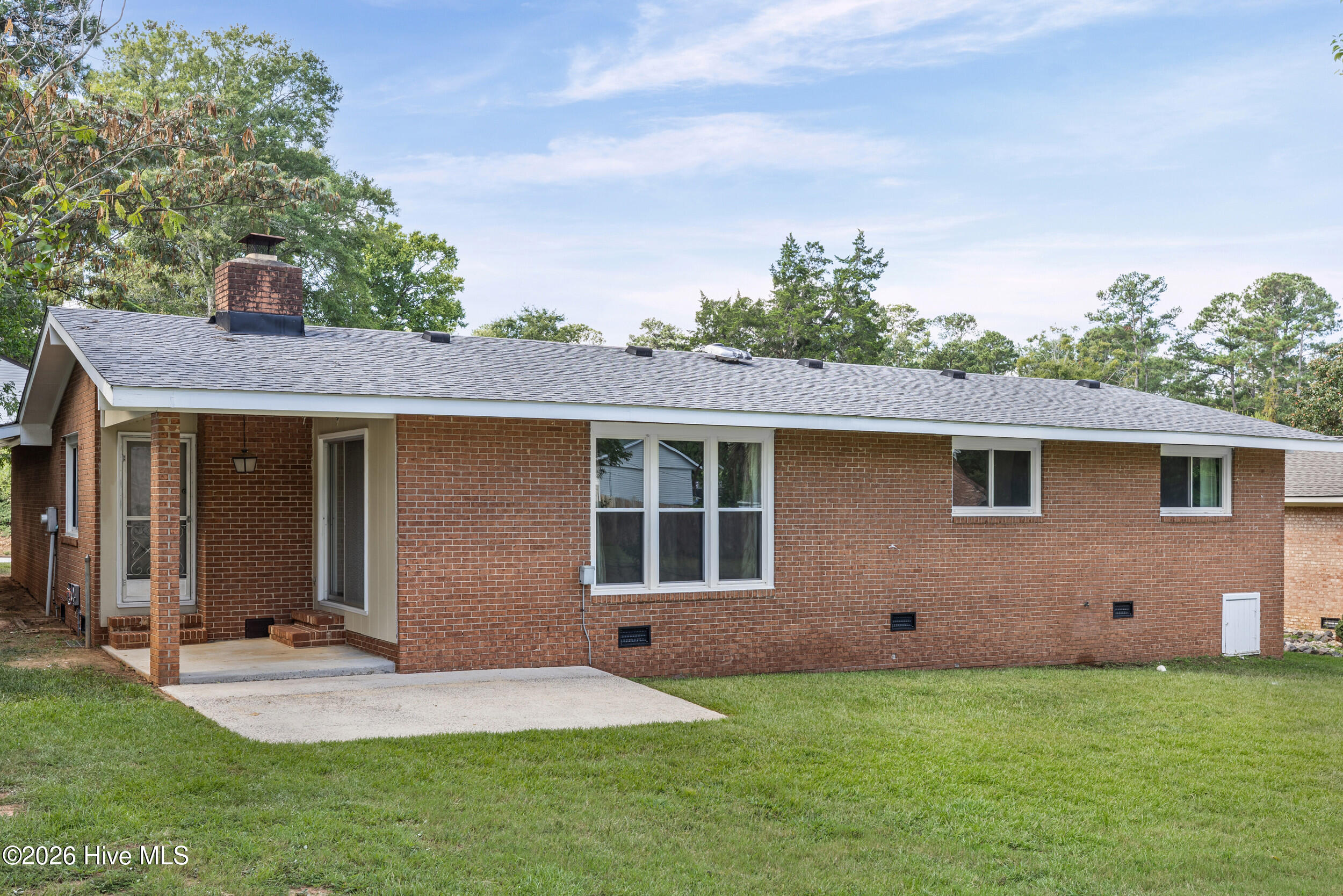 306 E Wynngate Drive Property Photo 25