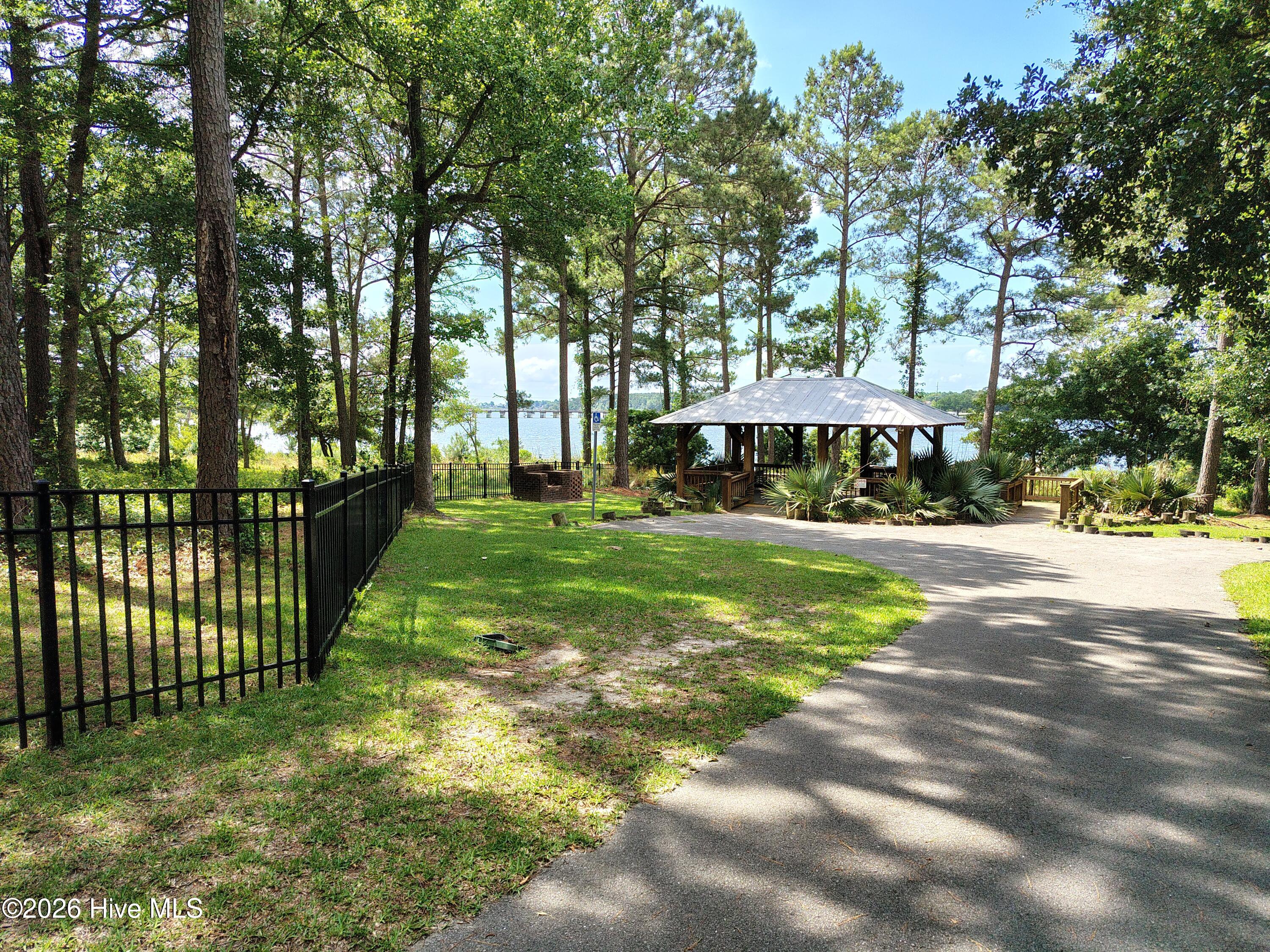 104 Queens Harbor Drive Property Photo 41