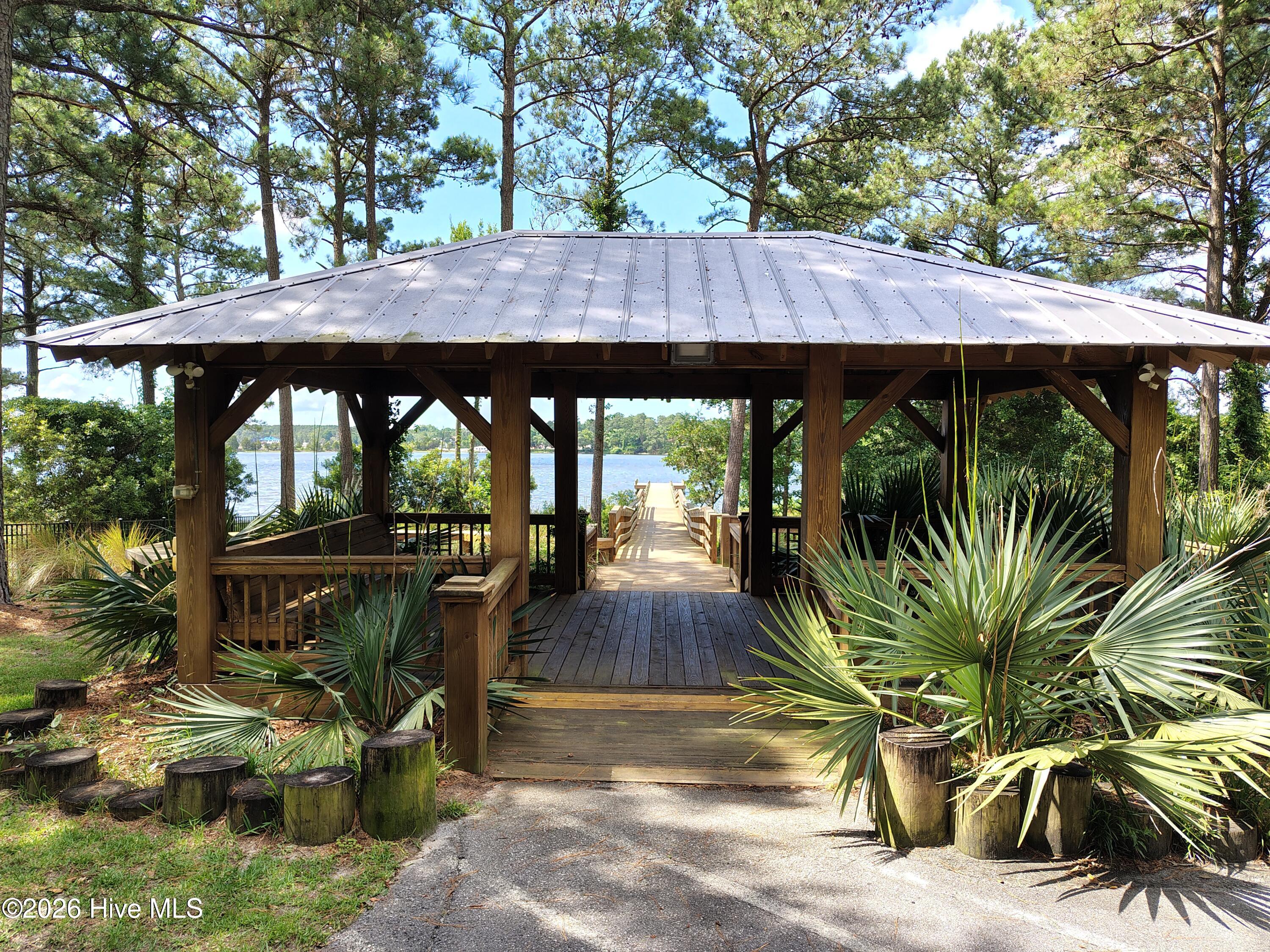 104 Queens Harbor Drive Property Photo 43