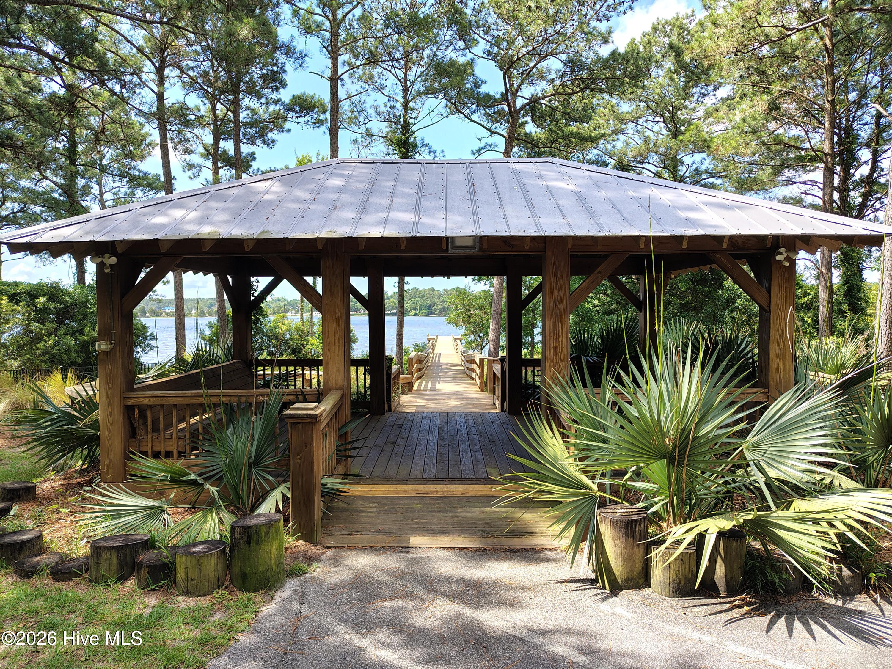 104 Queens Harbor Drive Property Photo 44