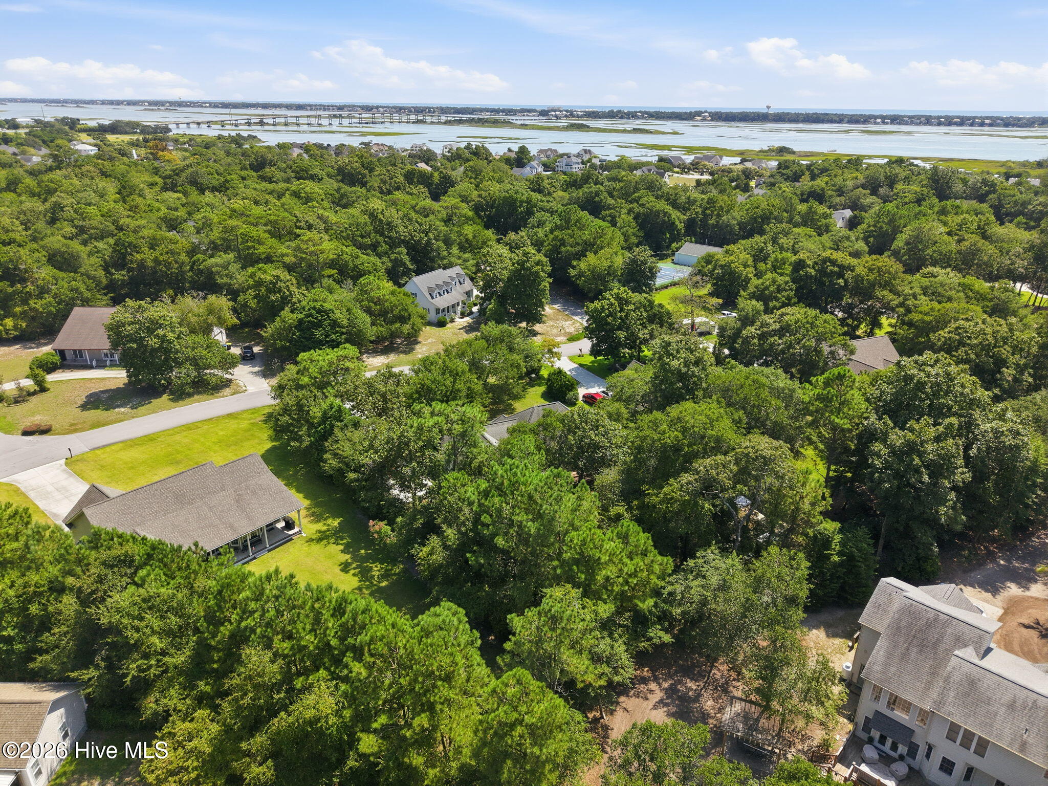 202 Shoreline Drive Property Photo 12