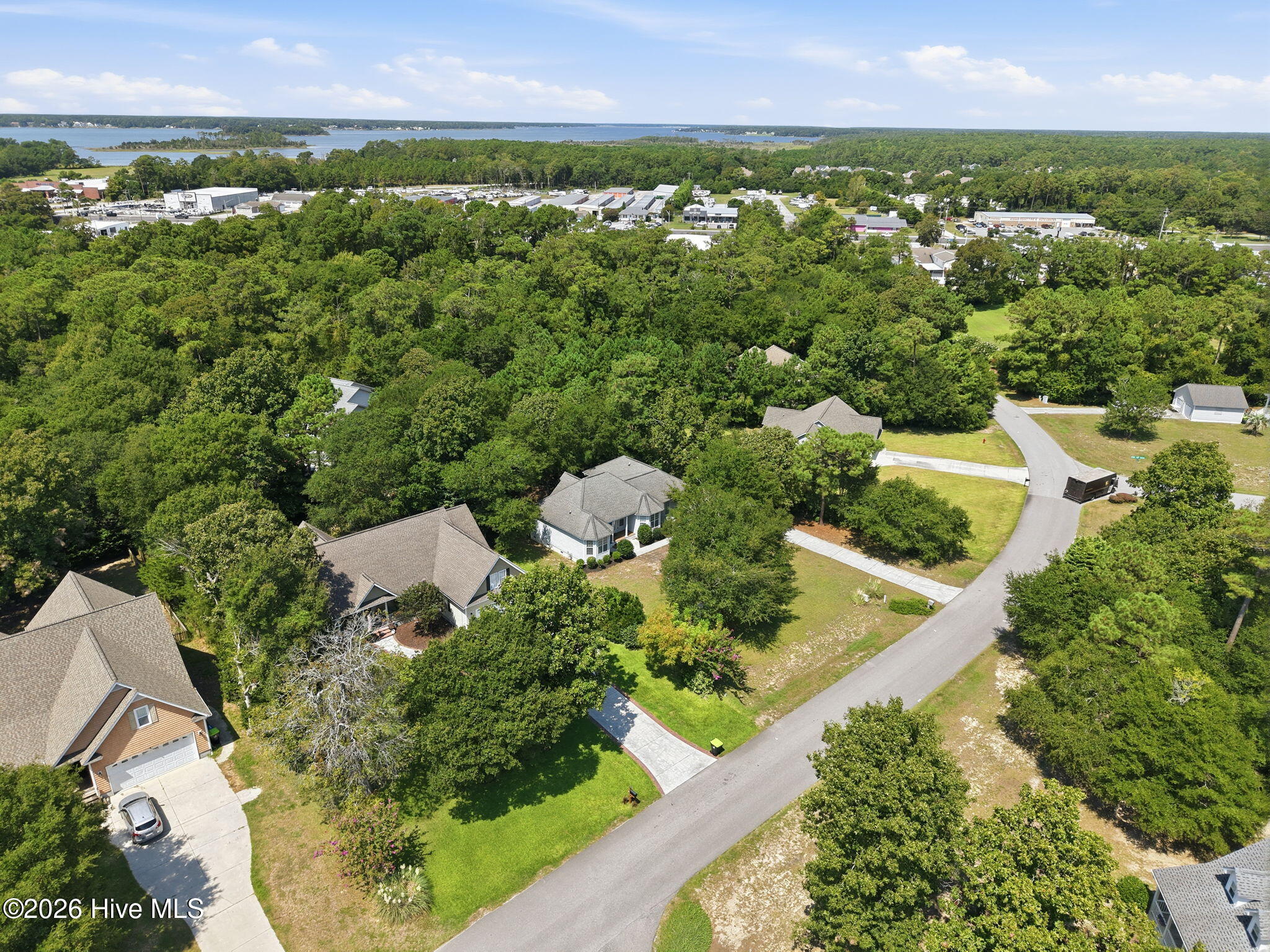 202 Shoreline Drive Property Photo 14