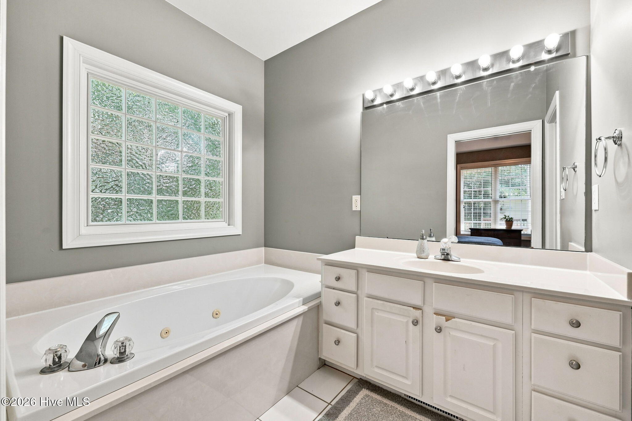 202 Shoreline Drive Property Photo 24