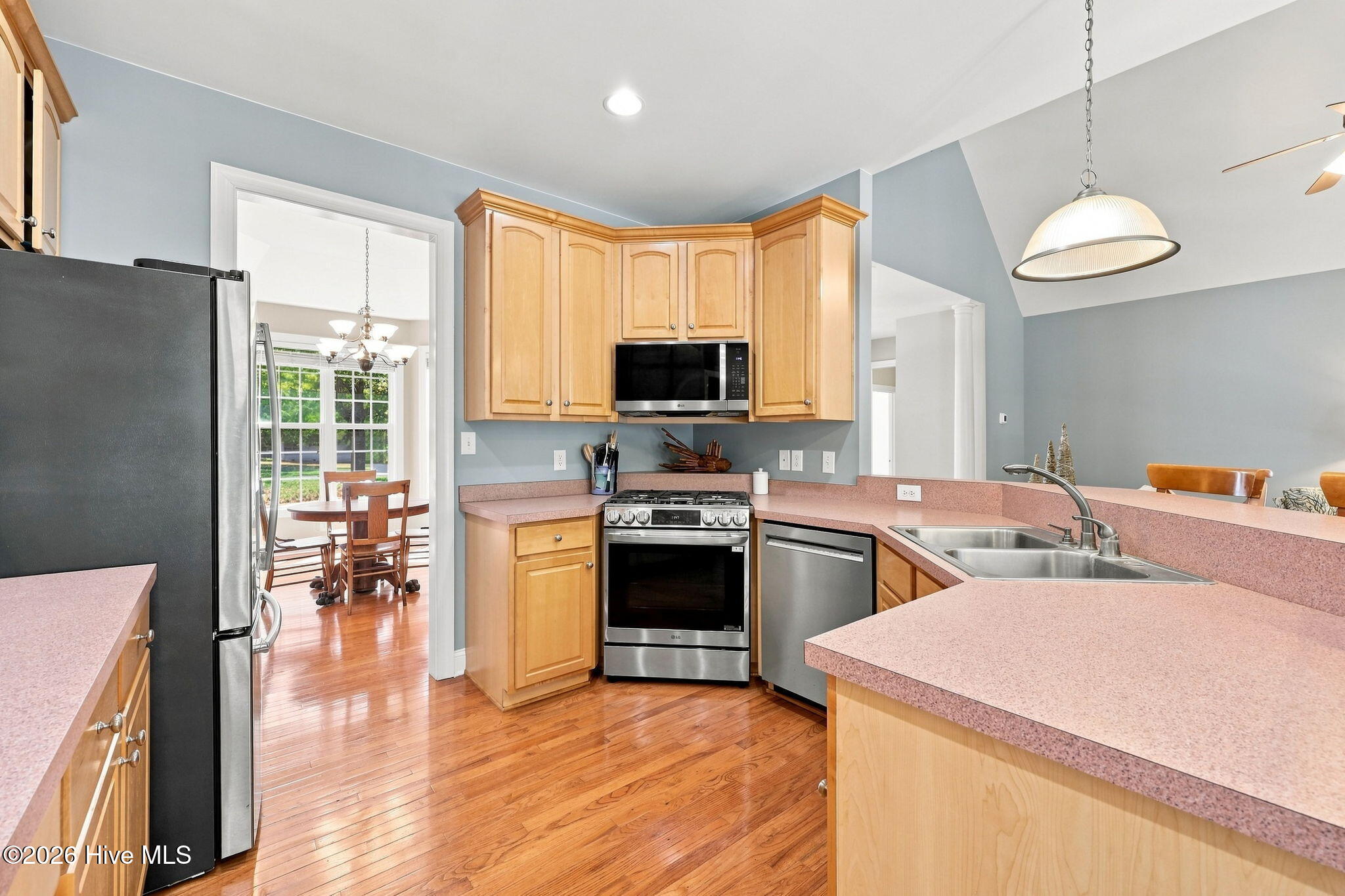 202 Shoreline Drive Property Photo 33