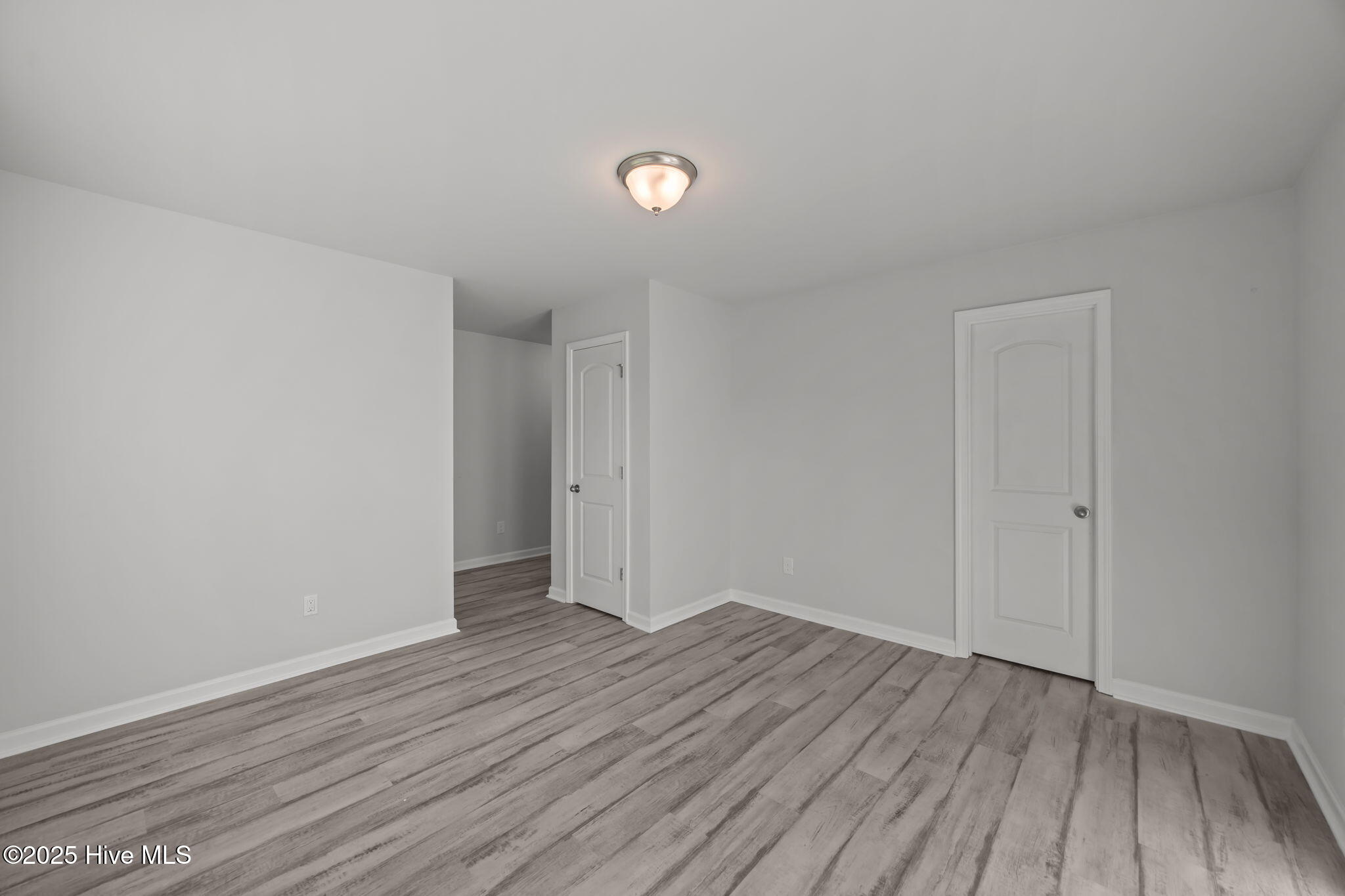 2900 Essex Street Property Photo 6