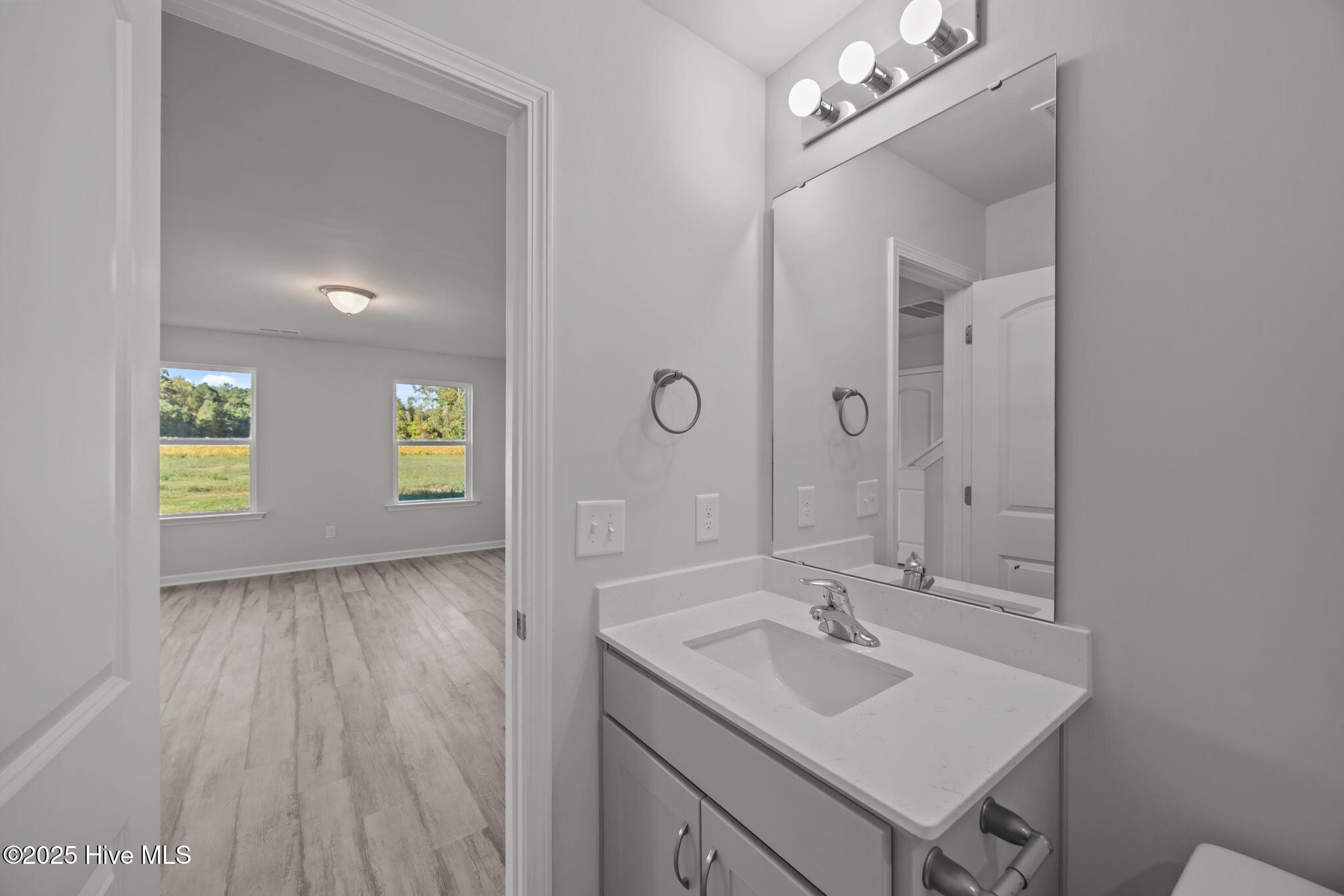 2900 Essex Street Property Photo 10