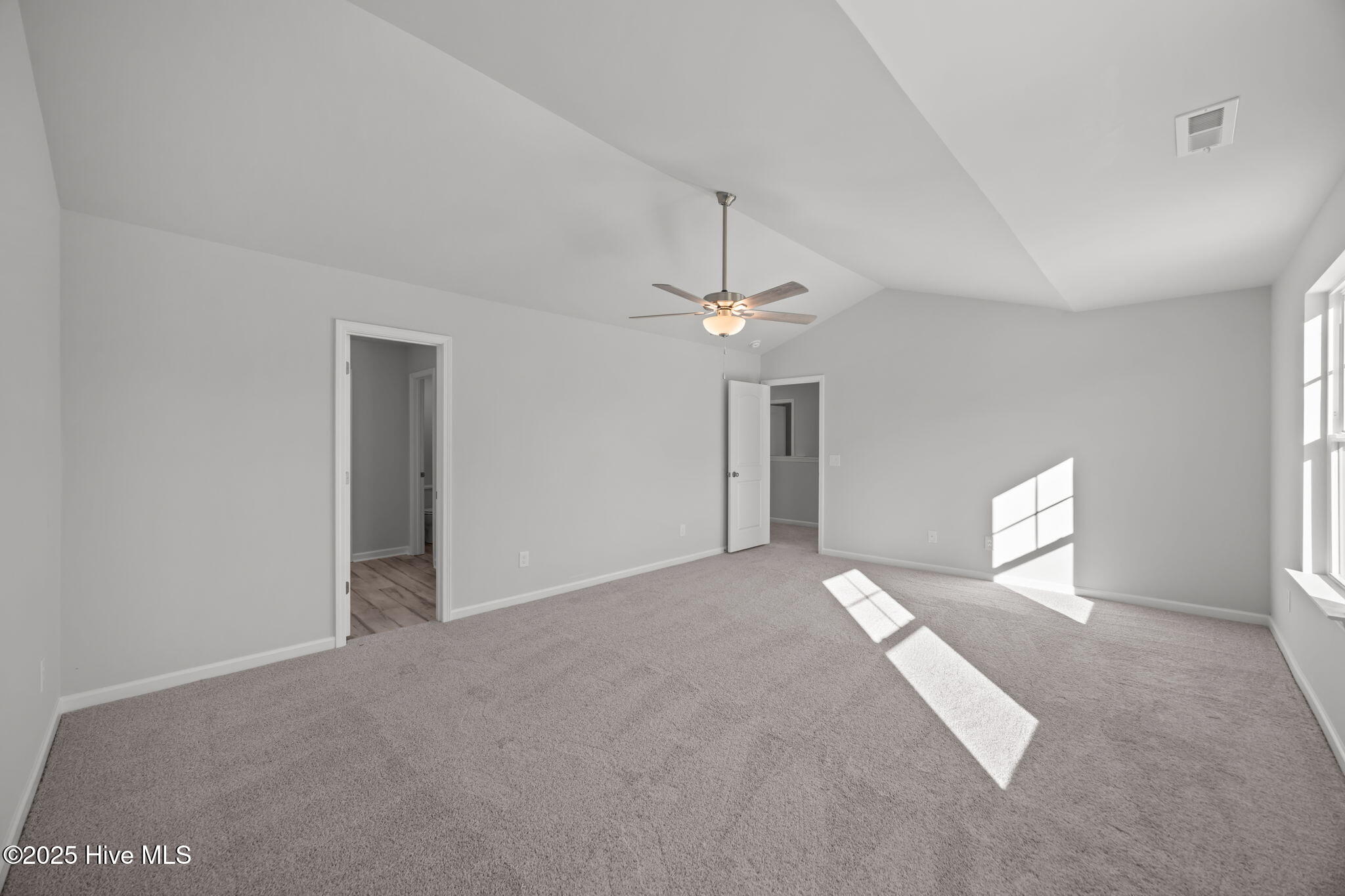 2900 Essex Street Property Photo 20
