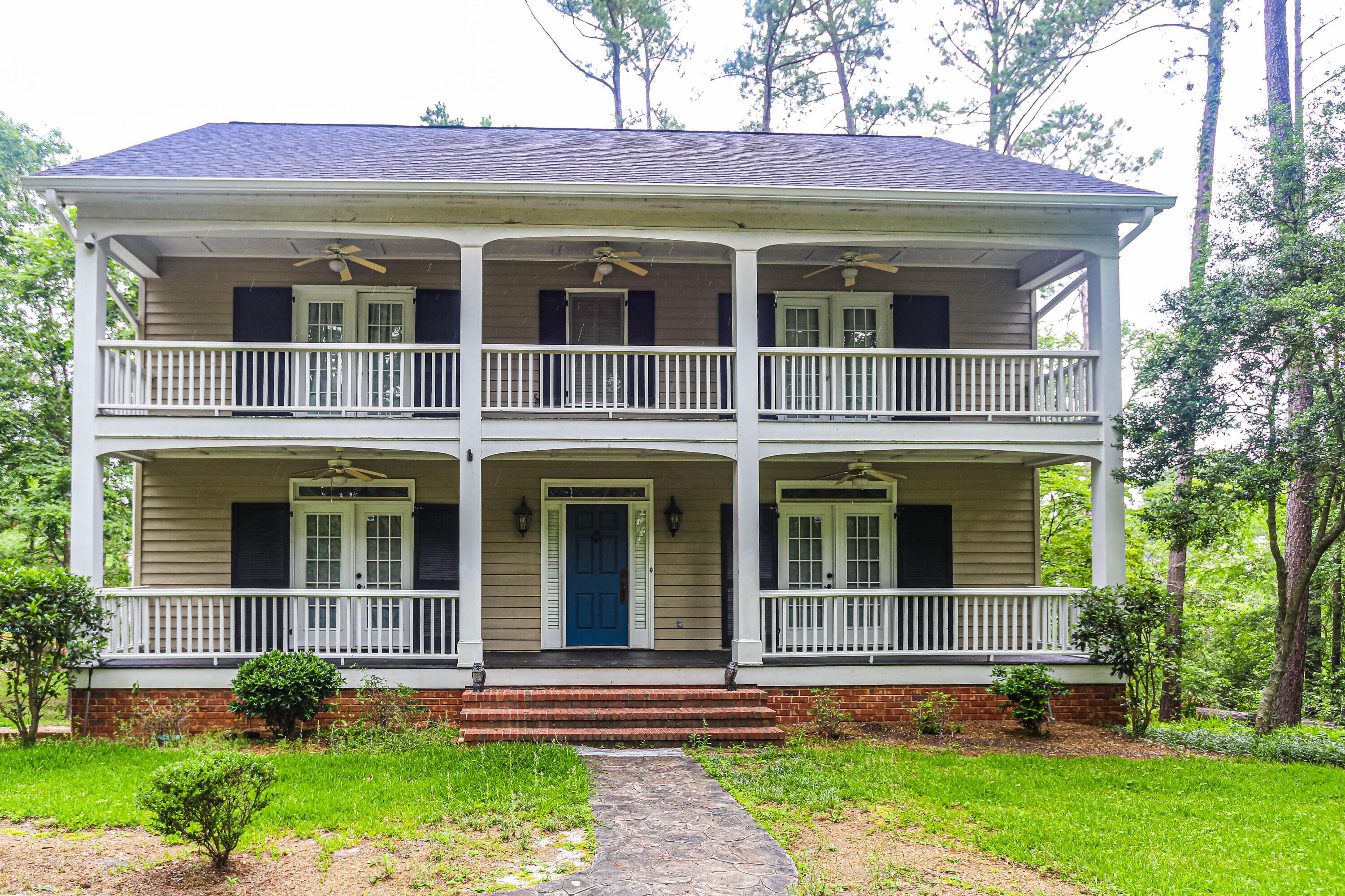 4265 Deerwood Lane Property Photo 3